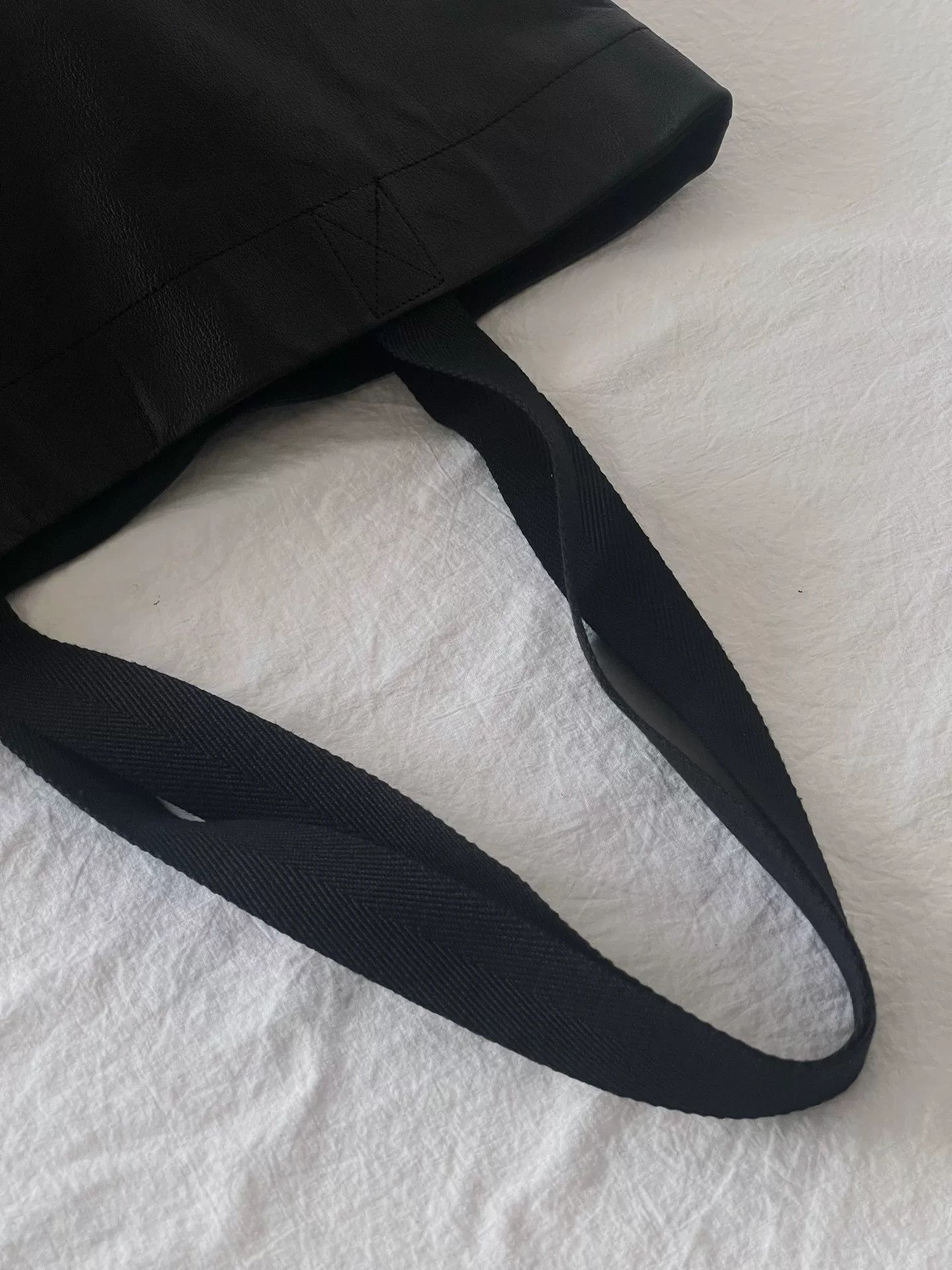 Yohji Yamamoto Yohji Yamamoto Leather Tote Bag Sale Size ONE SIZE - 6 Thumbnail