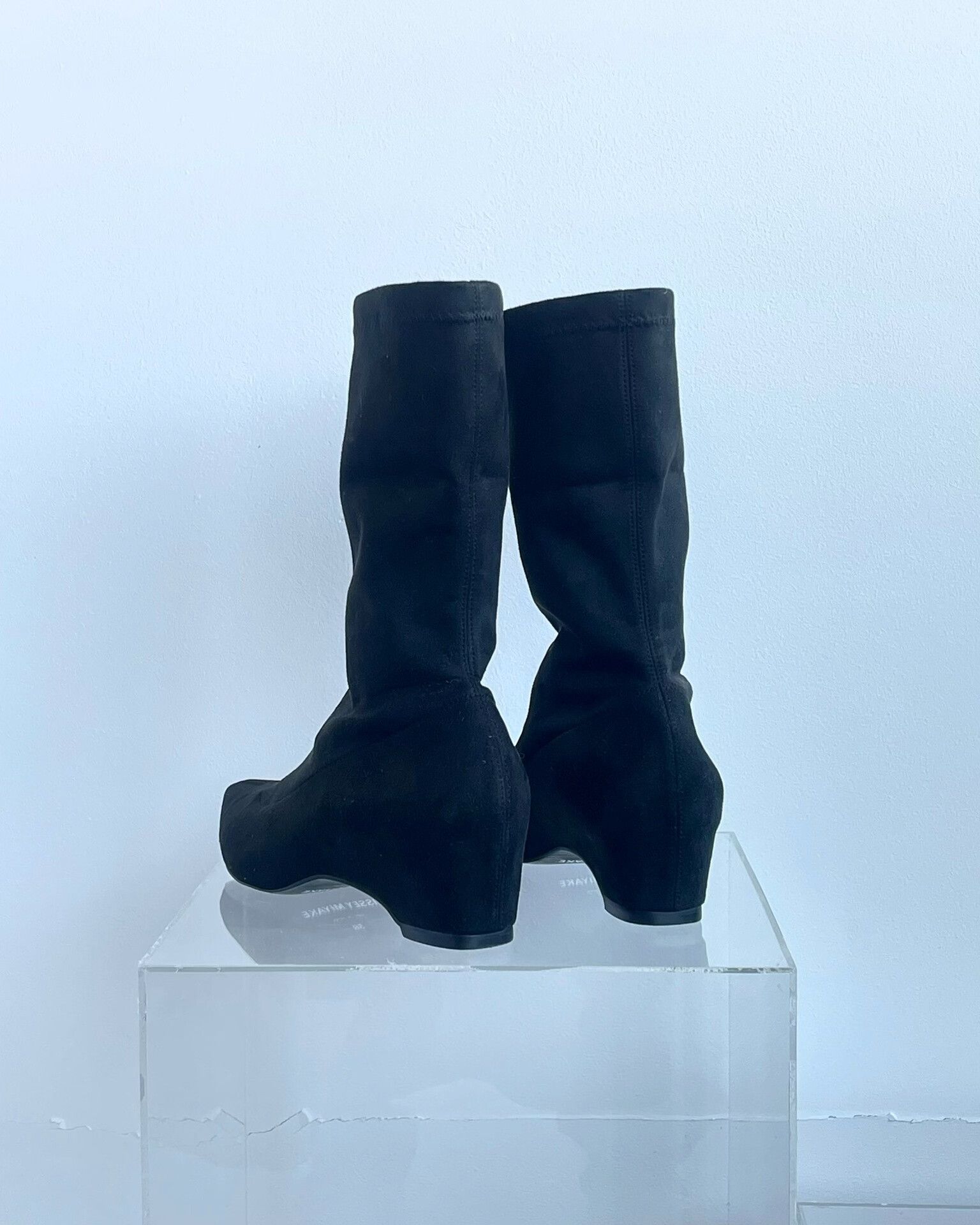 Issey Miyake Issey Miyake Suede Ankle Boots Size US 7 / IT 37 - 5 Thumbnail