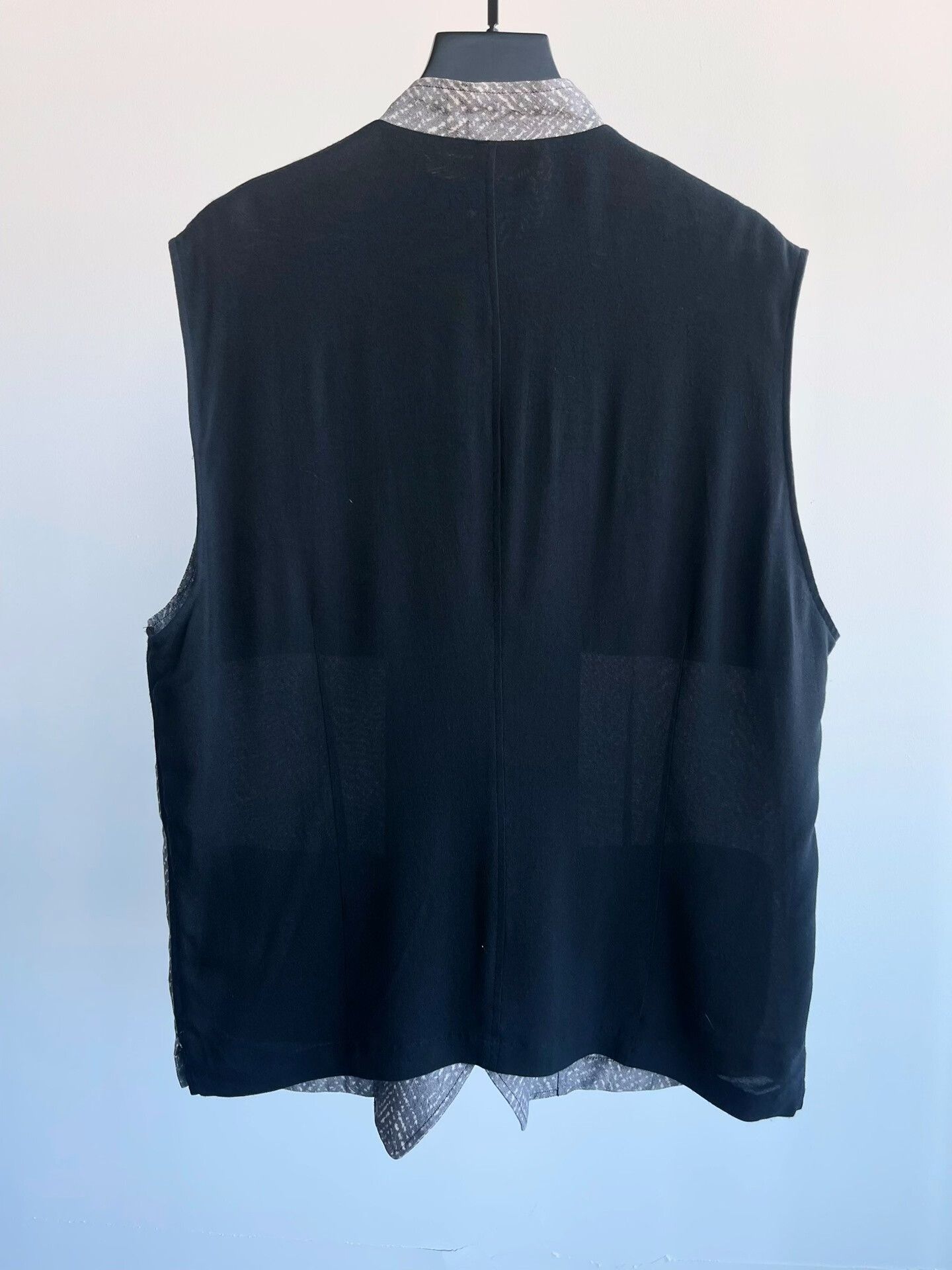 Comme des Garcons Comme des Garçons Vintage Patterned Vest Size US M / EU 48-50 / 2 - 6 Thumbnail