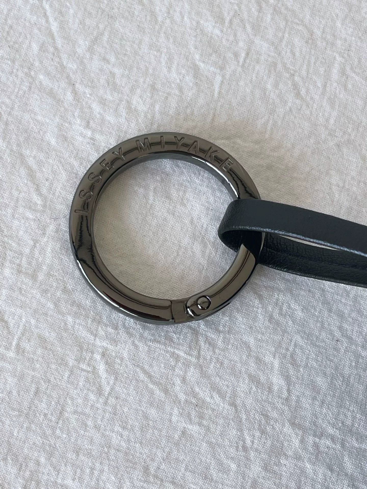 Issey Miyake Issey Miyake Pleated Keychain Bag Charm Size ONE SIZE - 7 Thumbnail