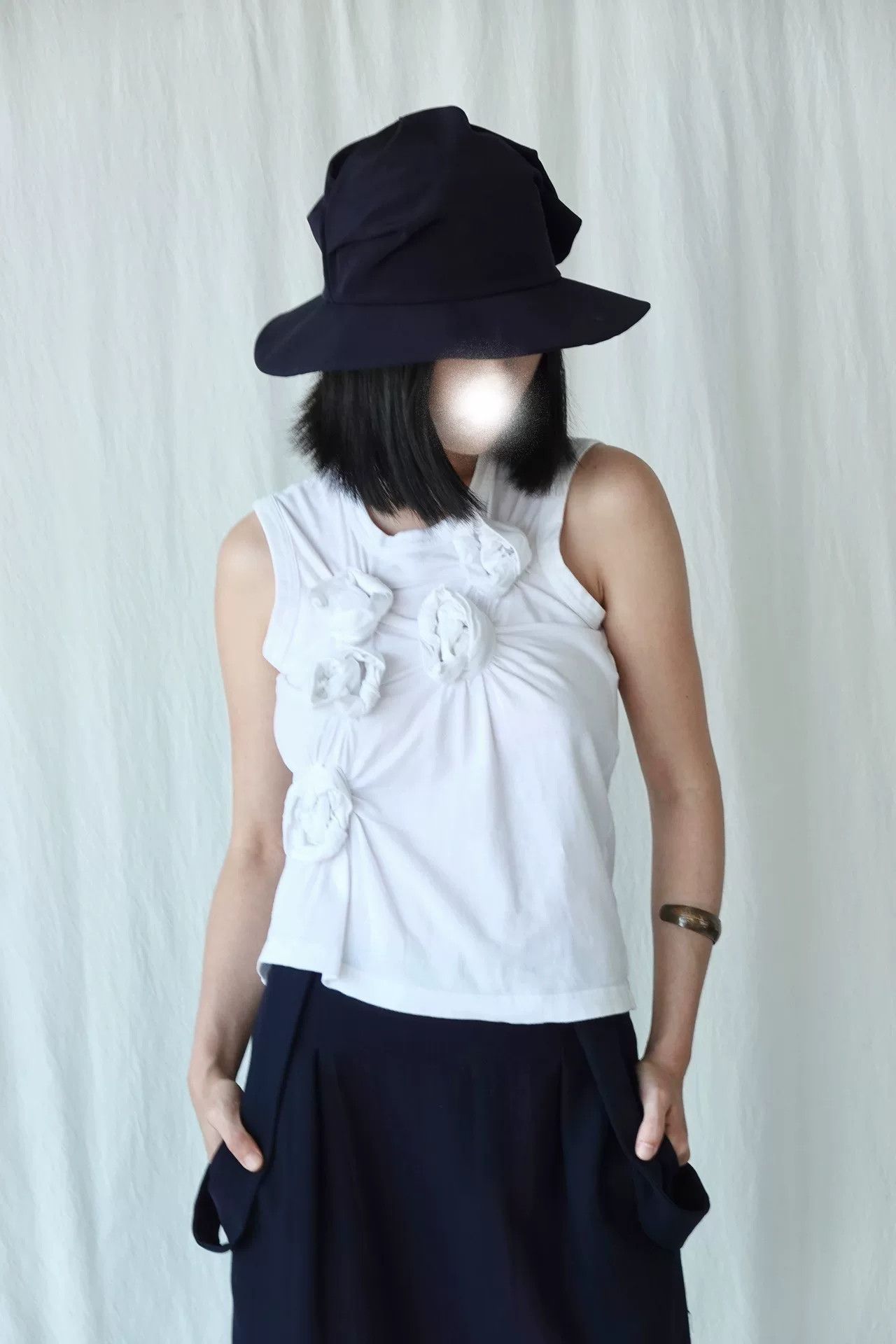 Y's Elegant Navy Pleated Wide Brim Hat Size ONE SIZE - 3 Thumbnail