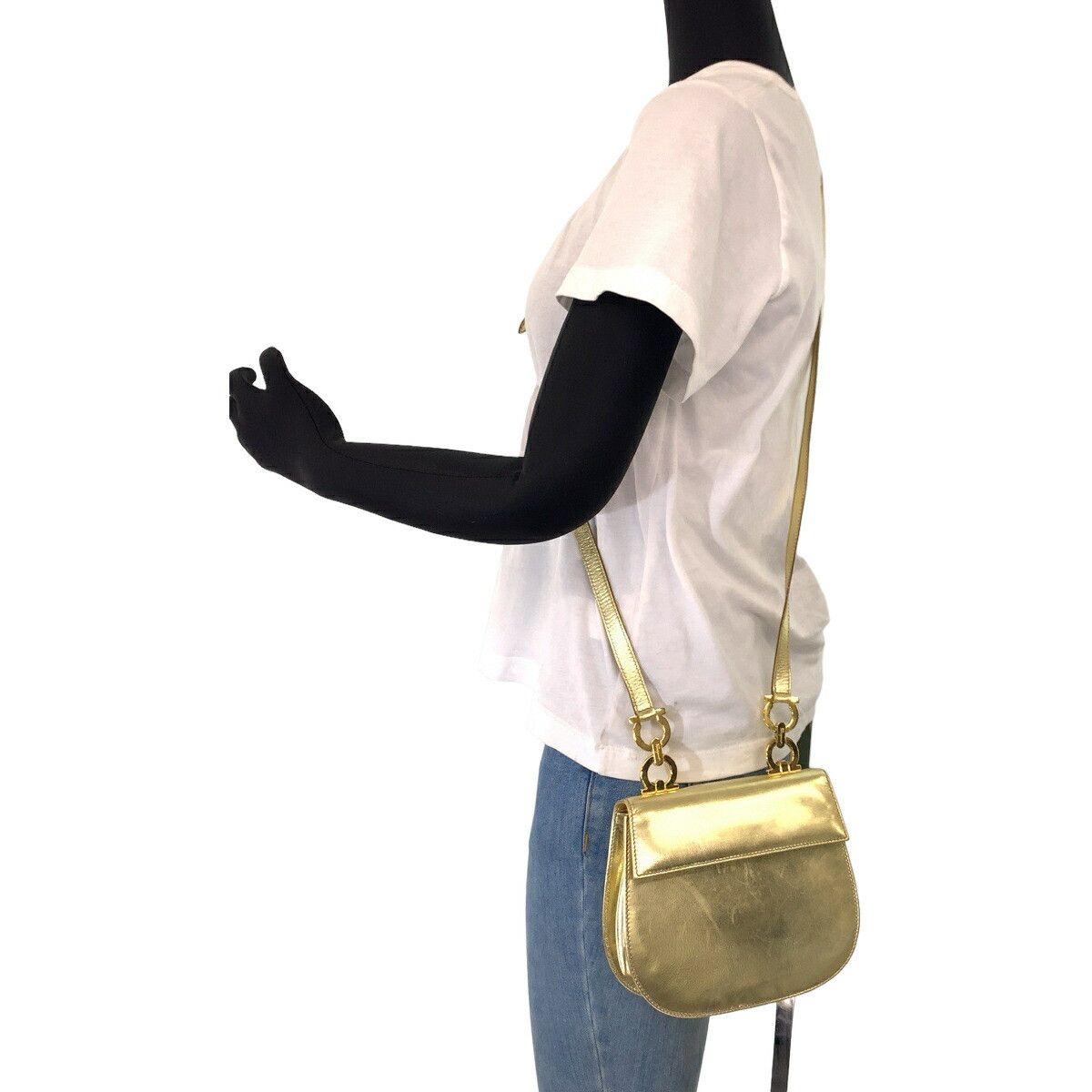 Salvatore Ferragamo Salvatore Ferragamo Salvatore Ferragamo Gancini Leather Shoulder Bag Leather Shoulder Bag P213151 DUTY FREE for USA Size ONE SIZE - 7 Thumbnail