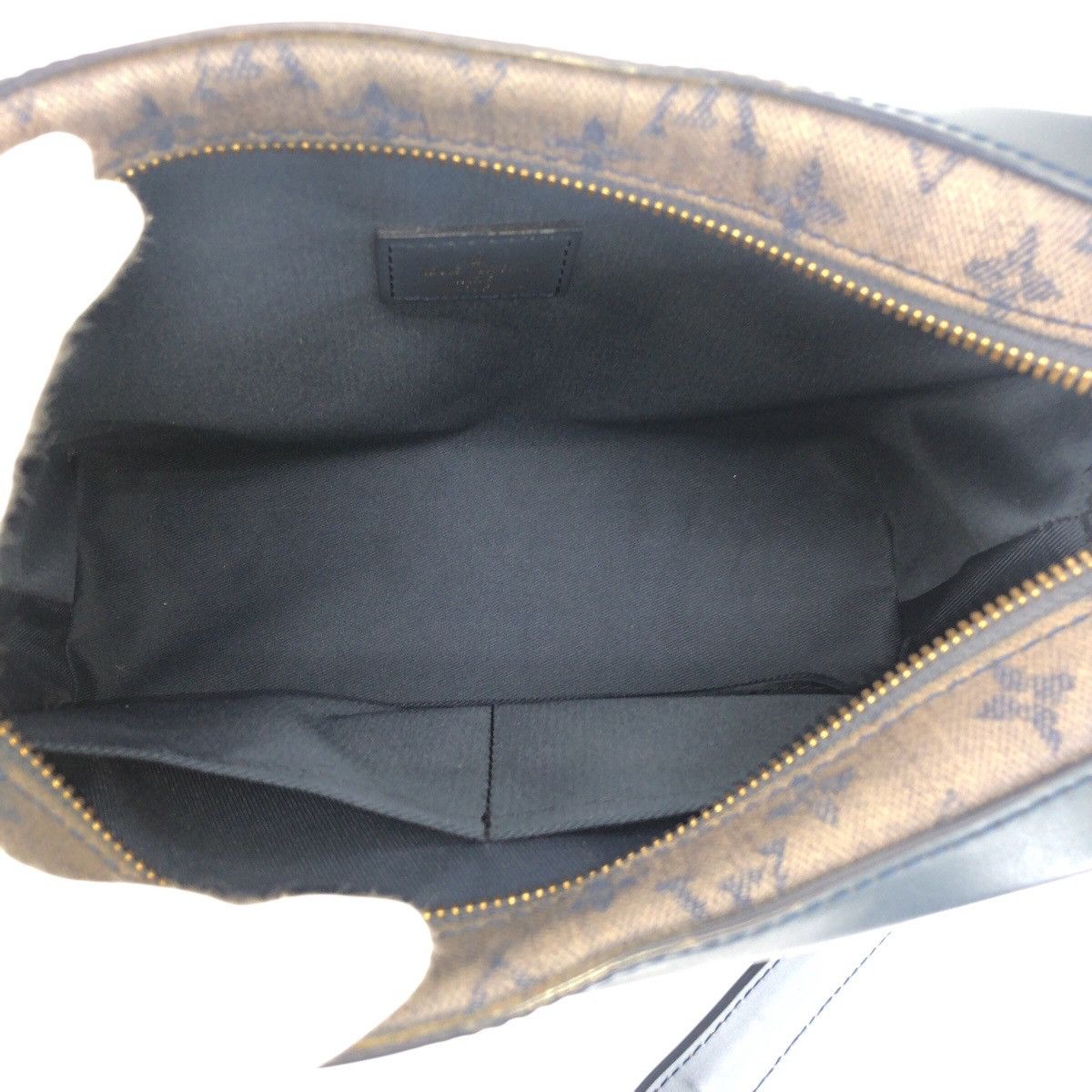 Louis Vuitton Louis Vuitton Louis Vuitton Soft Trunk Monogram Denim Shoulder Bag Textile Shoulder Bag M44723 DUTY FREE for USA Size ONE SIZE - 9 Thumbnail