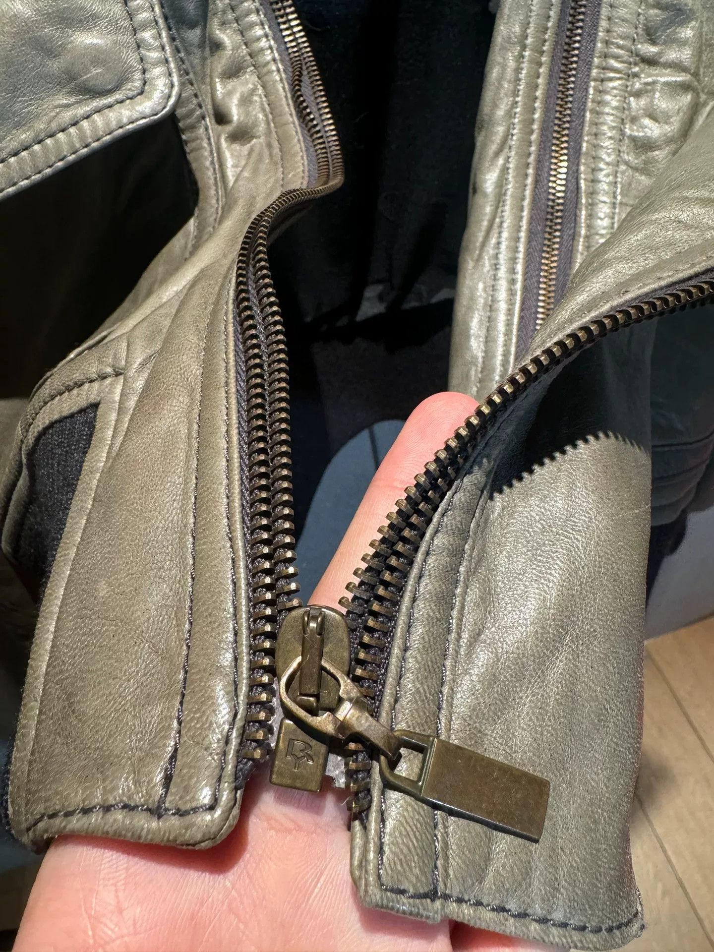 Vintage Just Cavalli Leather Jacket with Multiple Pockets Size US M / EU 48-50 / 2 - 2 Thumbnail