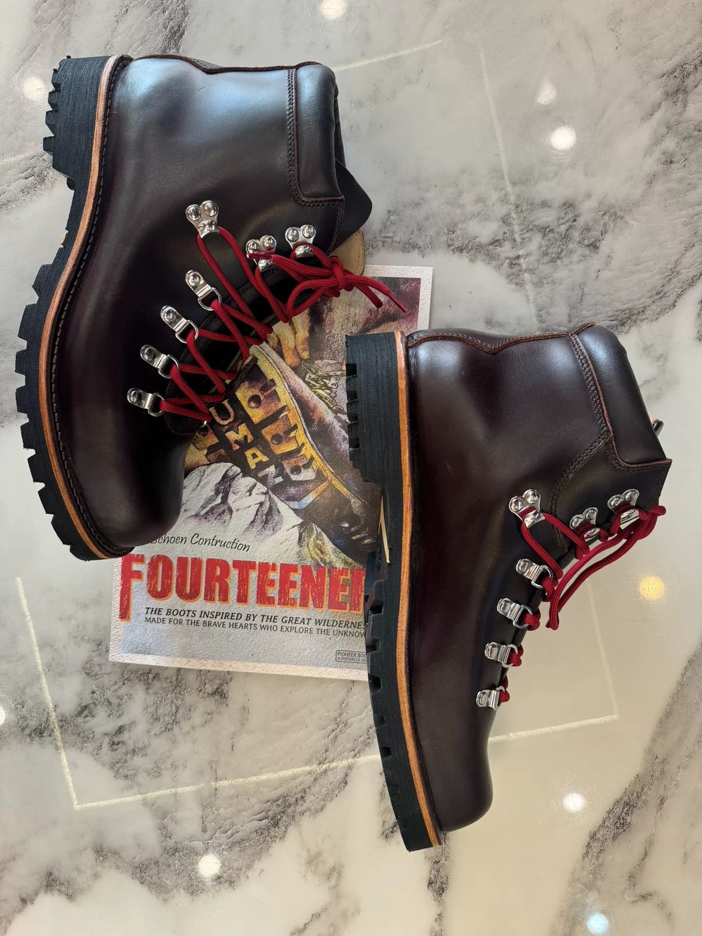 Vintage Pioneer Hiking Boots in Brown