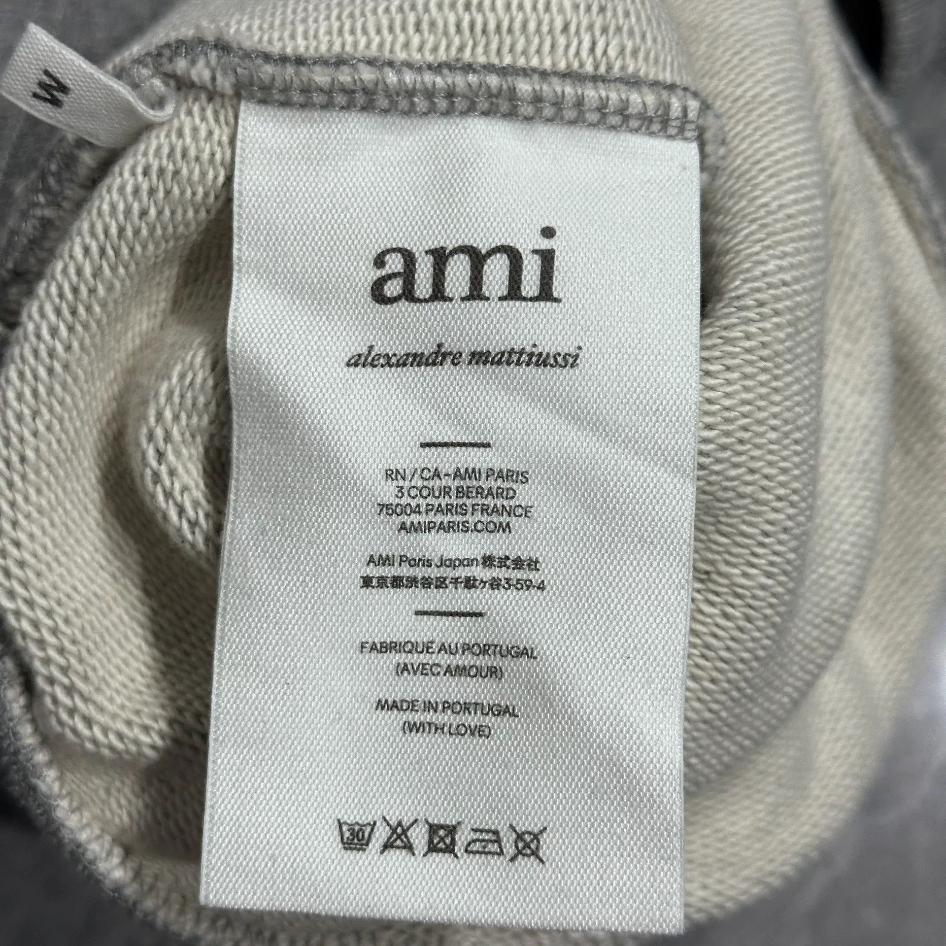 AMI AMI PARIS Gray Heart Embroidered Shorts Size US 30 / EU 46 - 5 Thumbnail