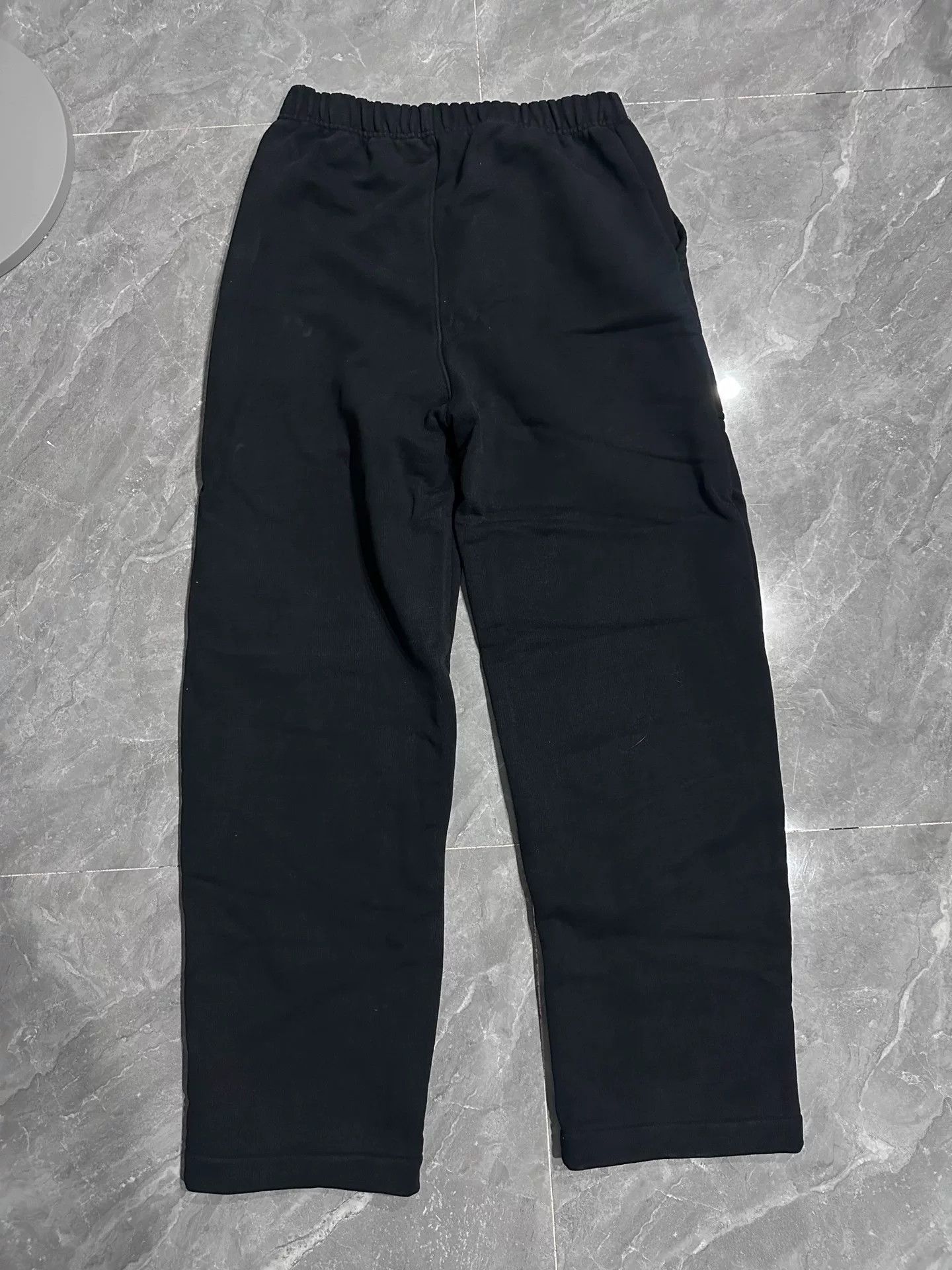 AMI AMI PARIS Black Heart Embroidered Wide Sweatpants Size US 28 / EU 44 - 2 Thumbnail