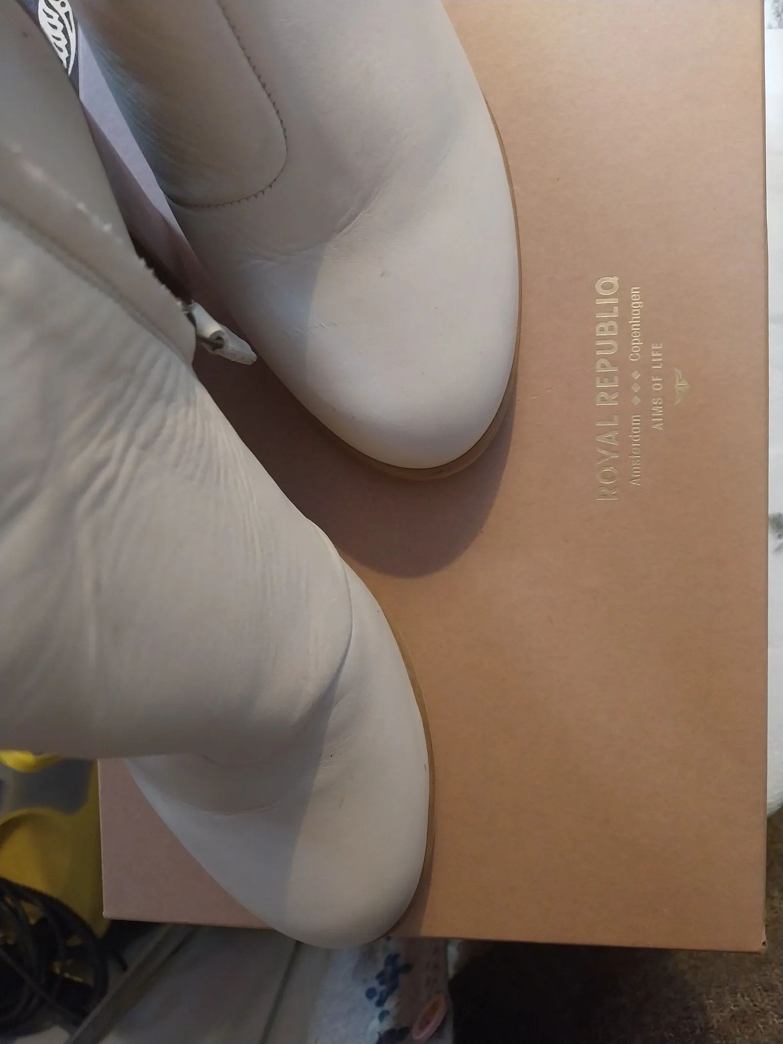Royal RepubliQ Royal RepubliQ Heels Size US 10 / IT 40 - 4 Thumbnail