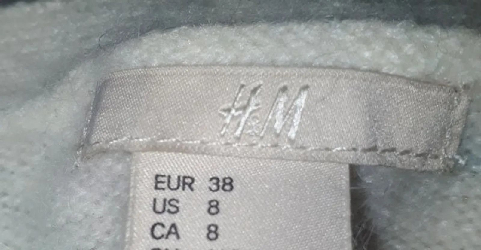 H&M H&M Cardigan Size S / US 4 / IT 40 - 2 Thumbnail