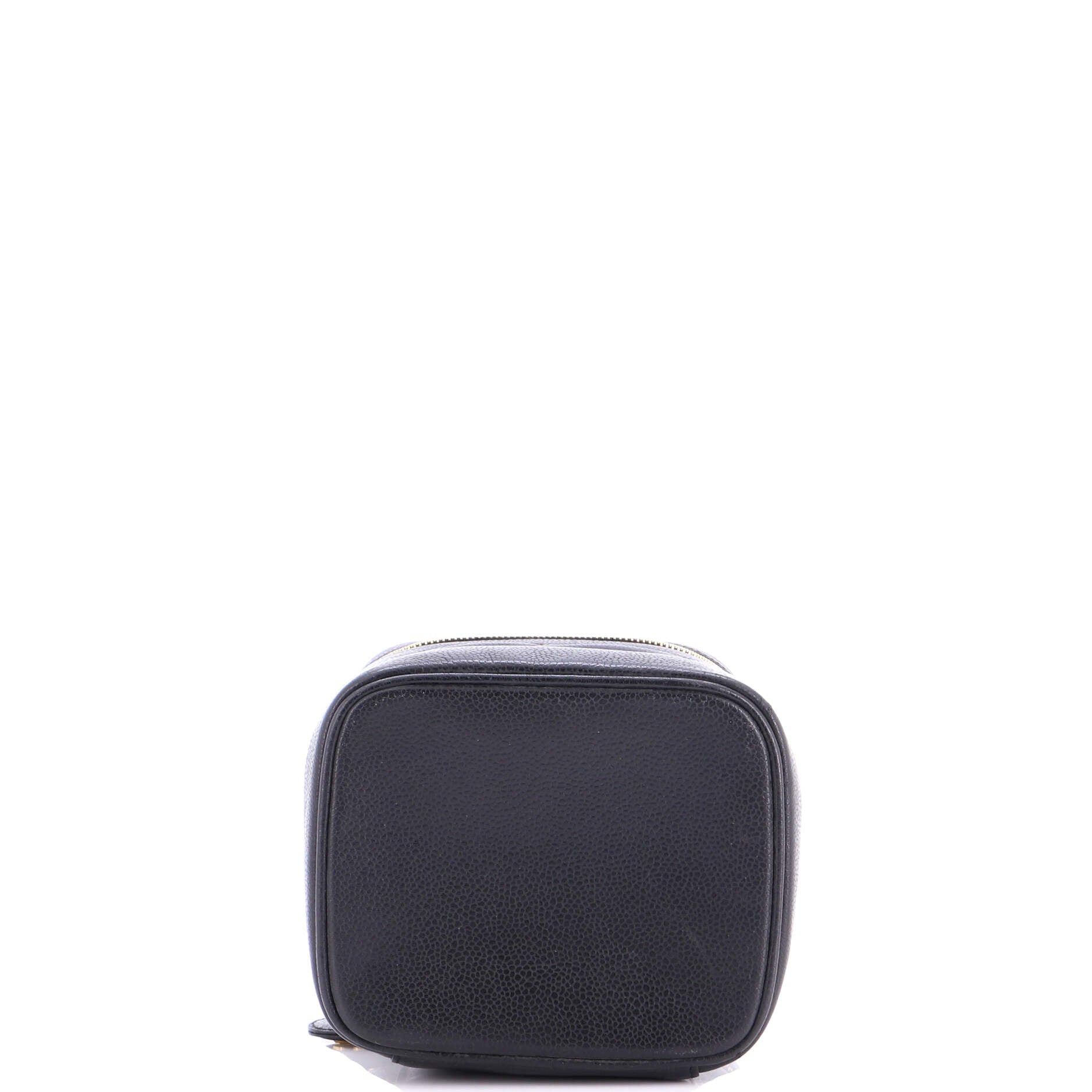 Chanel Vintage Timeless Cosmetic Case Size ONE SIZE - 4 Thumbnail