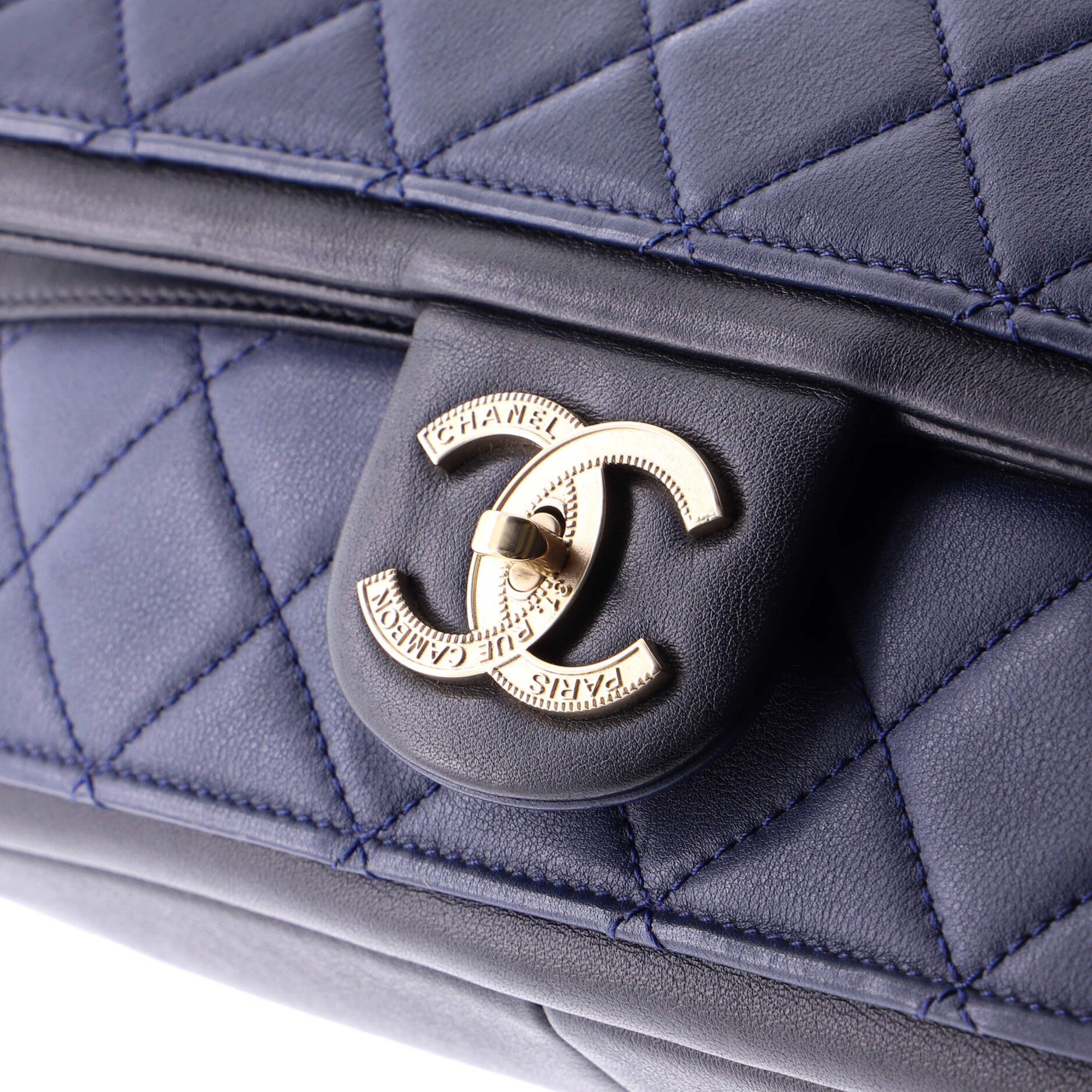 Chanel Bicolor Two Tone CC Chain Flap Bag Size ONE SIZE - 8 Thumbnail