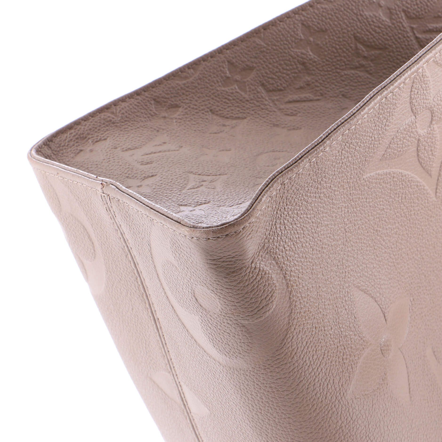 Louis Vuitton OnTheGo Tote Size ONE SIZE - 6 Thumbnail