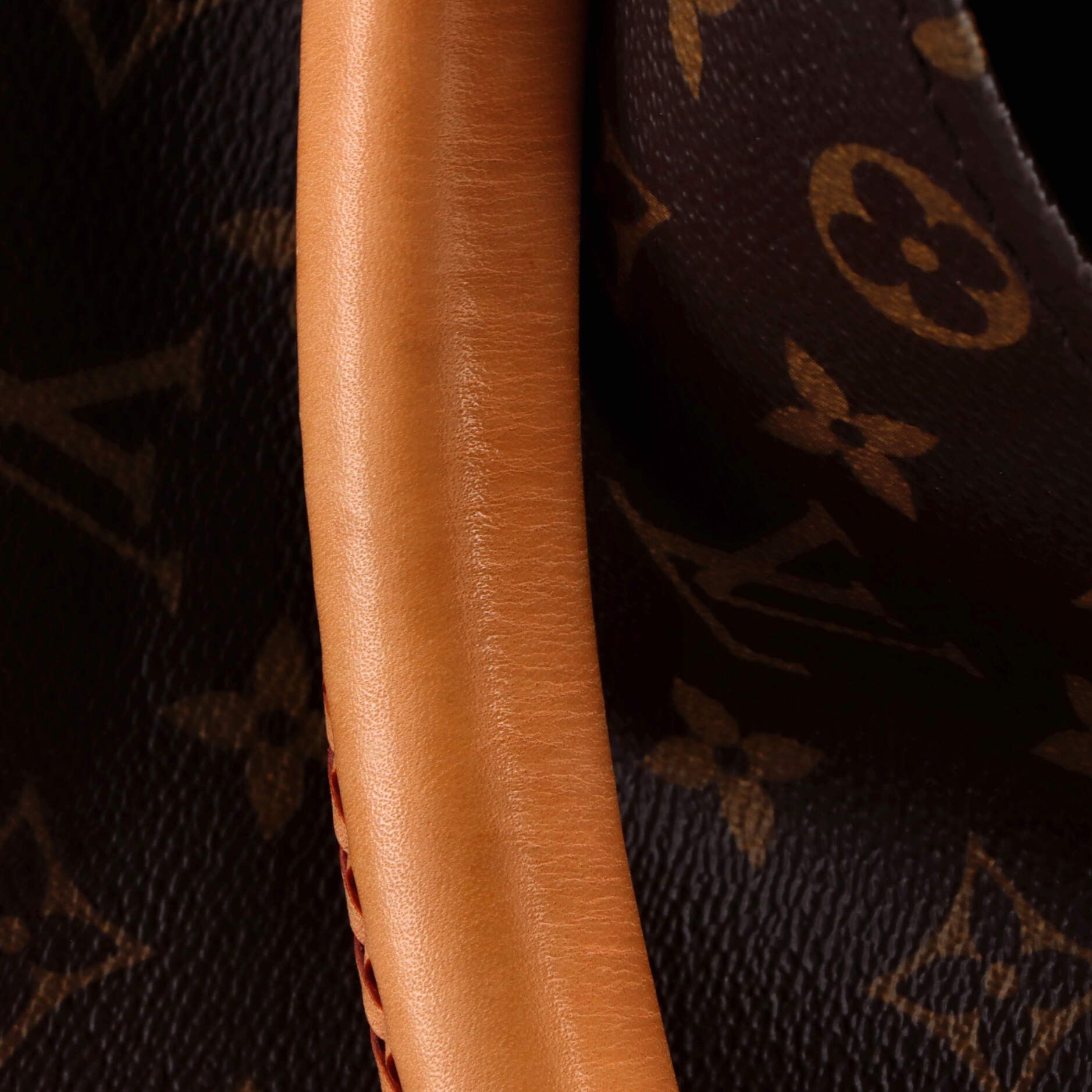 Louis Vuitton Artsy Handbag Size ONE SIZE - 8 Thumbnail