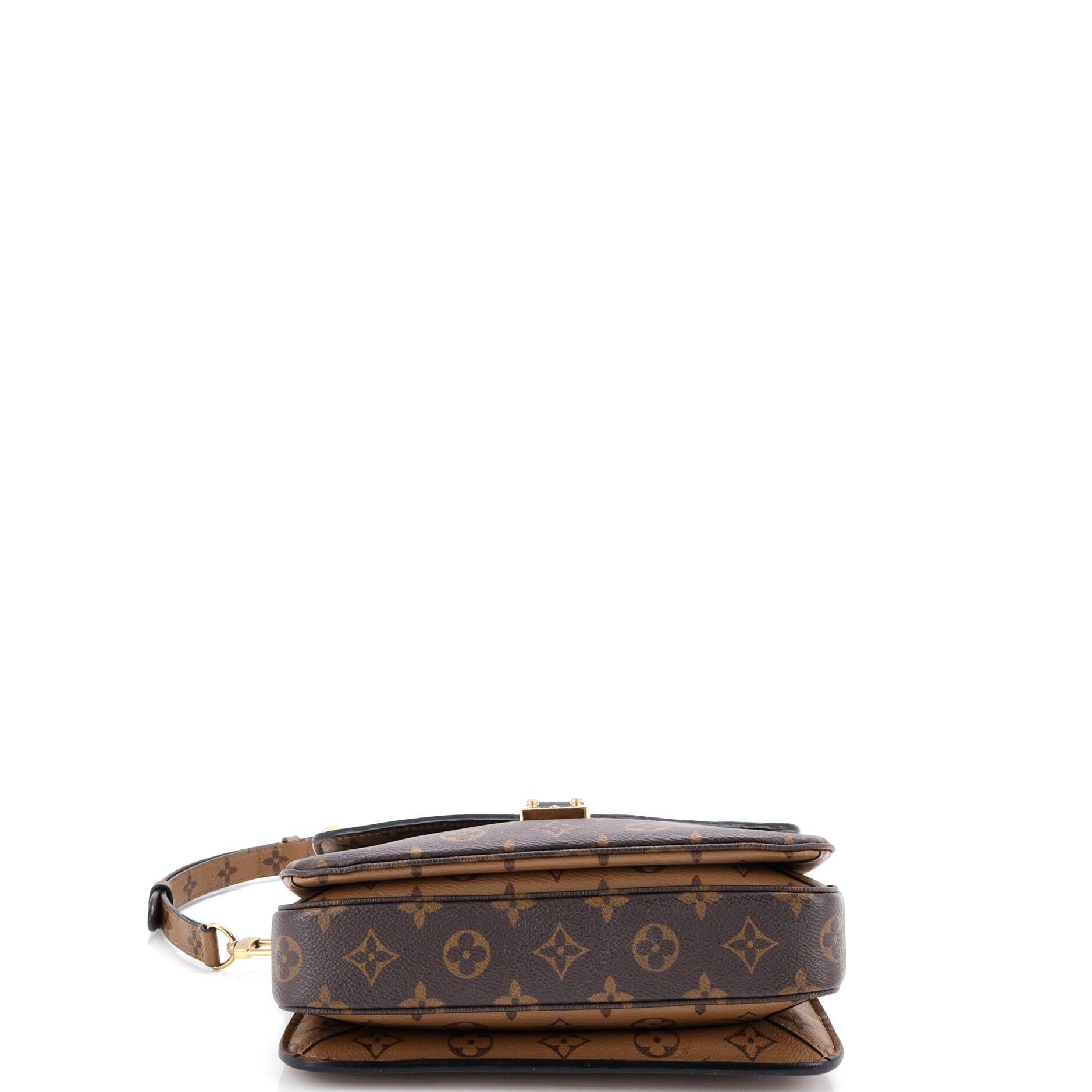 Louis Vuitton Pochette Metis Size ONE SIZE - 4 Thumbnail