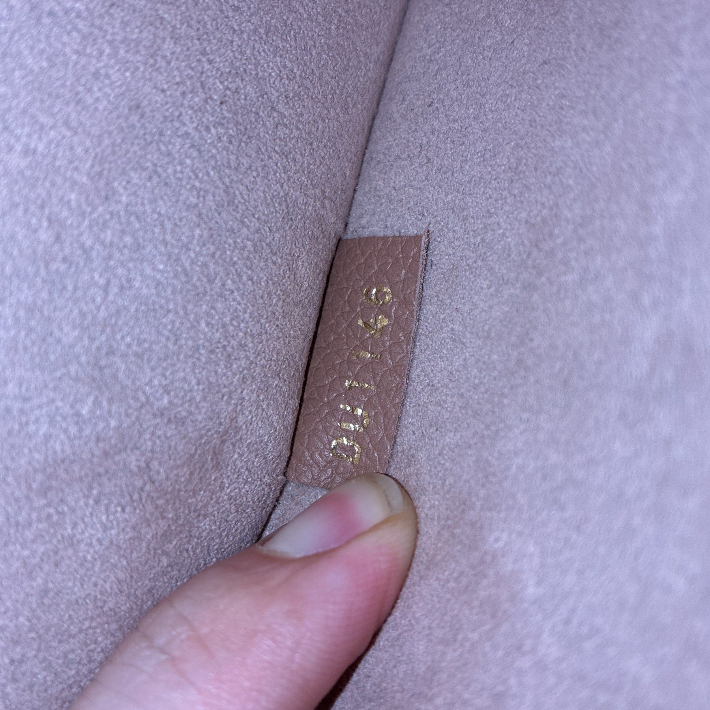 Louis Vuitton Kimono Handbag Size ONE SIZE - 9 Thumbnail