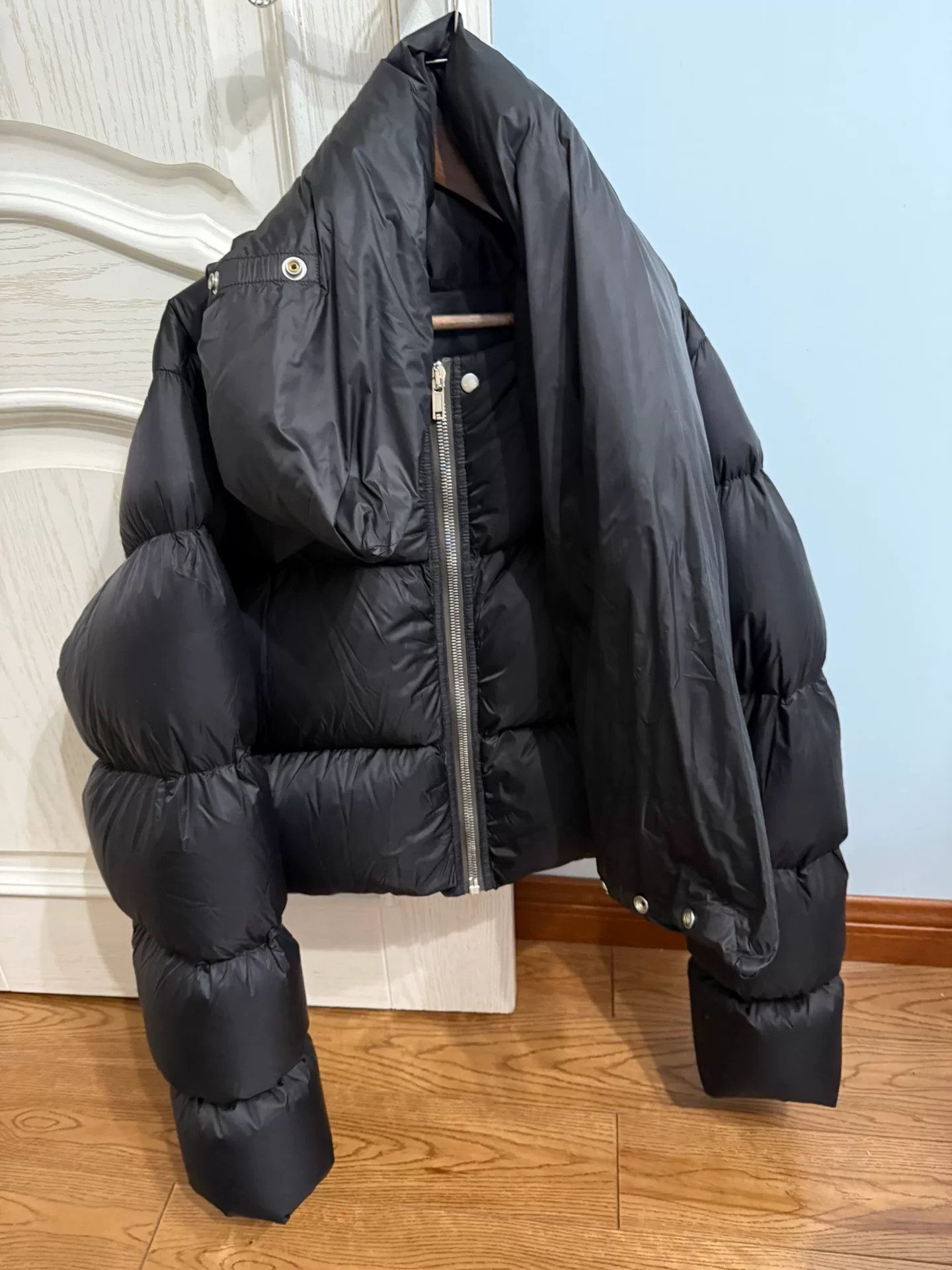 Rick Owens Rick Owens Women's Down Neck Warmer Coat Size M / US 6-8 / IT 42-44 - 2 Thumbnail