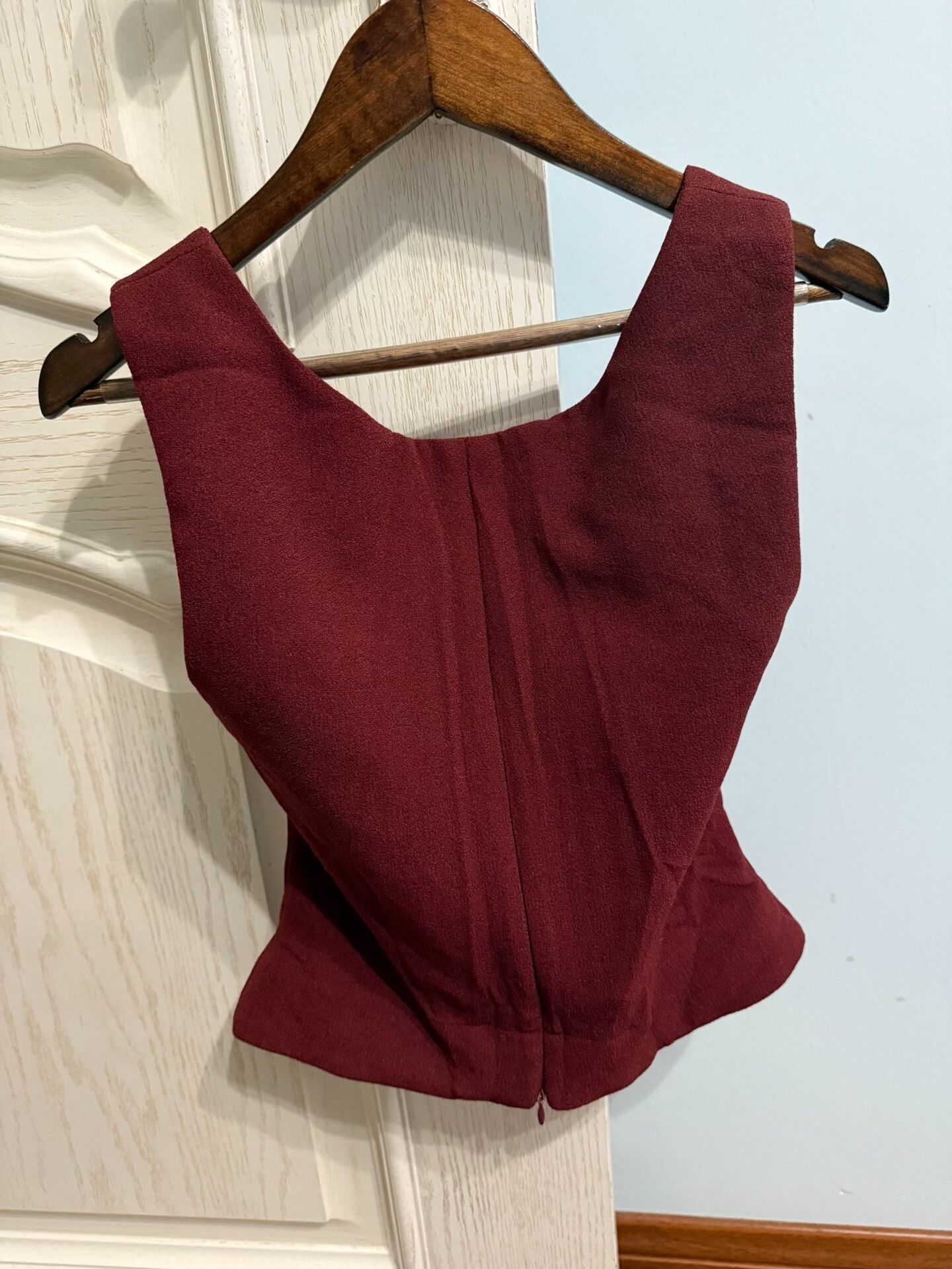 Miaou Miaou Sleeveless Top in Burgundy Color Size S / US 4 / IT 40 - 2 Thumbnail