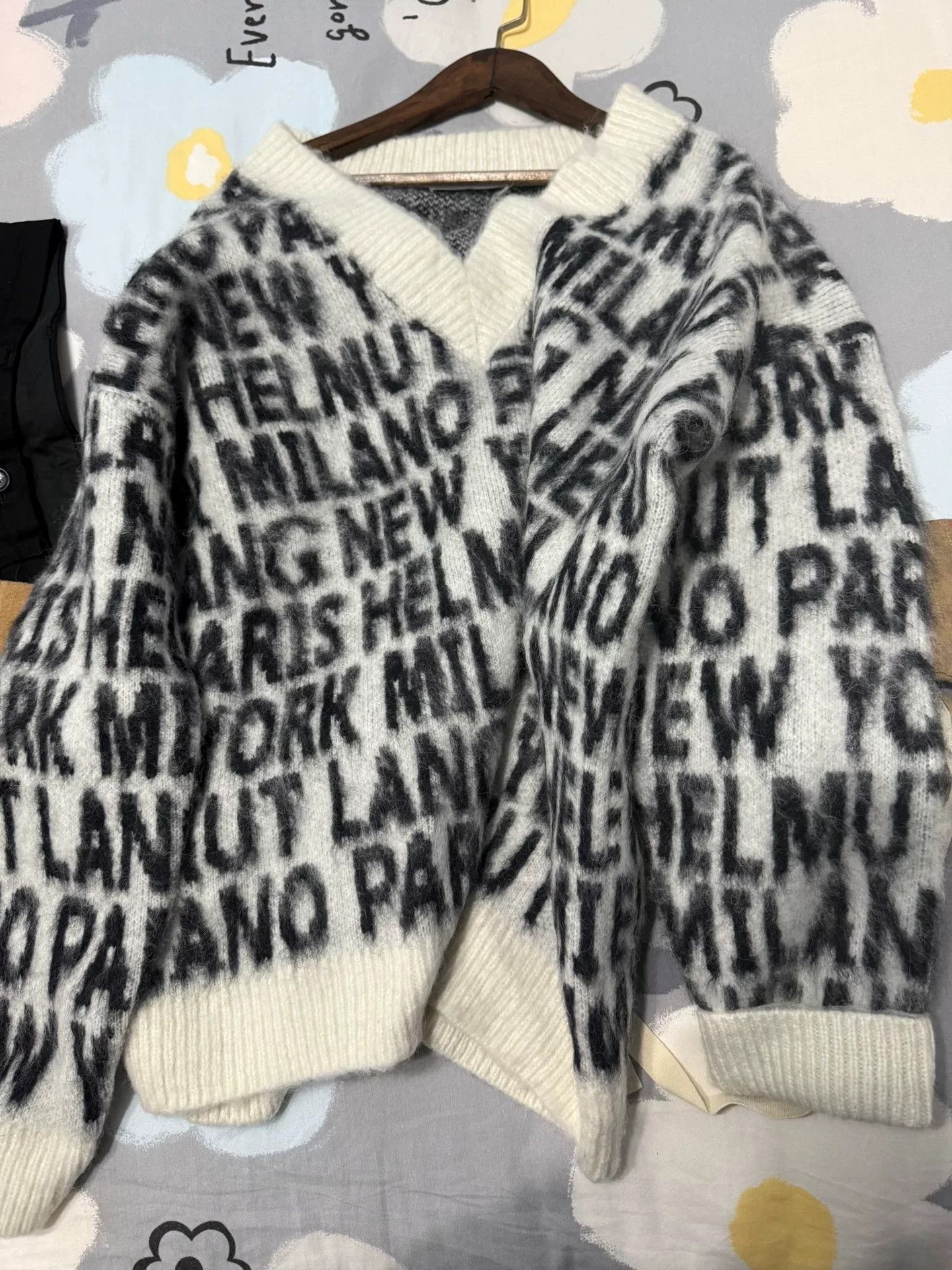 Helmut Lang Helmut Lang Fuzzy Sweater in Black and White Size S / US 4 / IT 40 - 7 Thumbnail