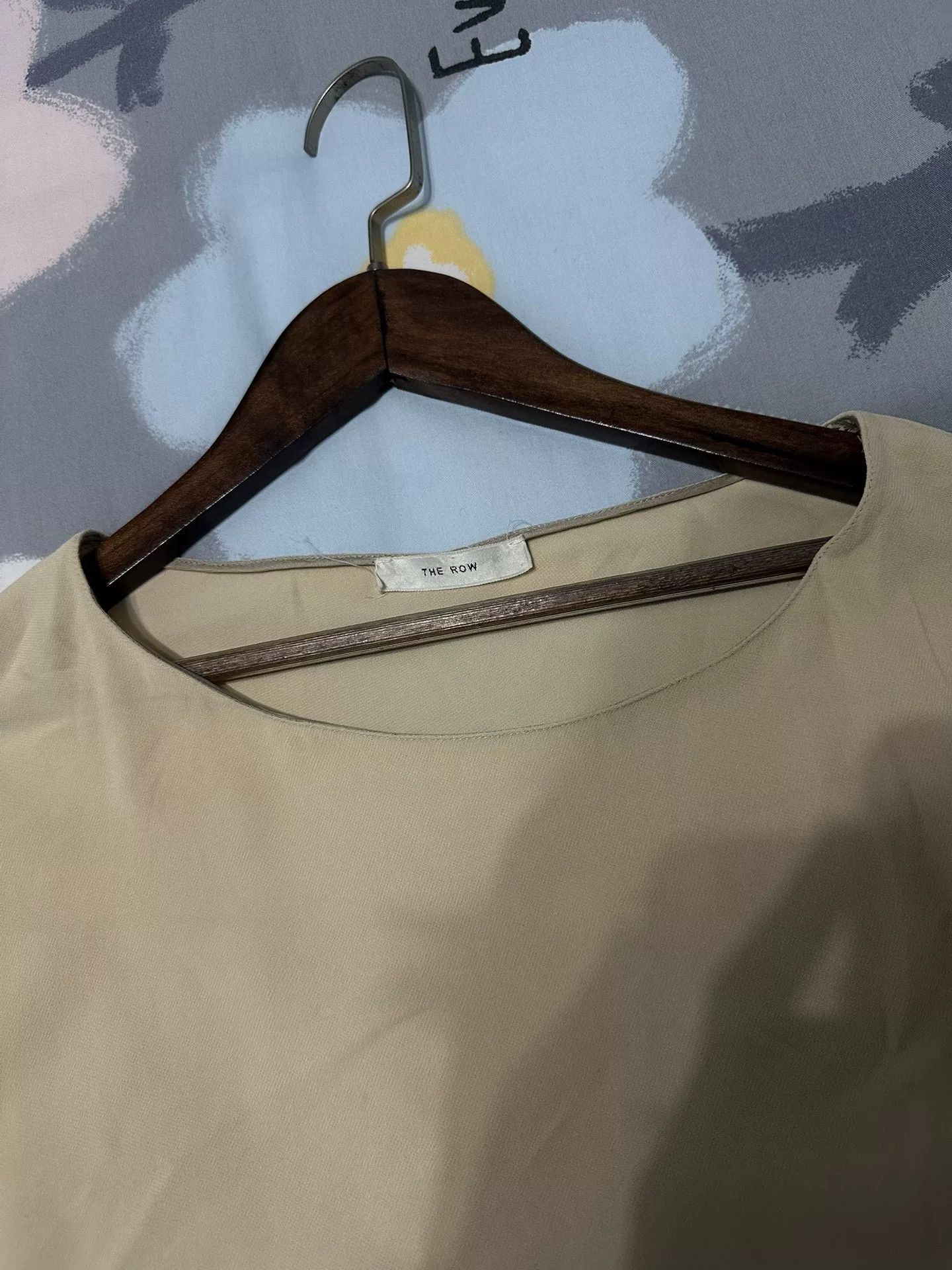 The Row The Row Beige Short Sleeve Blouse Size S / US 4 / IT 40 - 3 Thumbnail