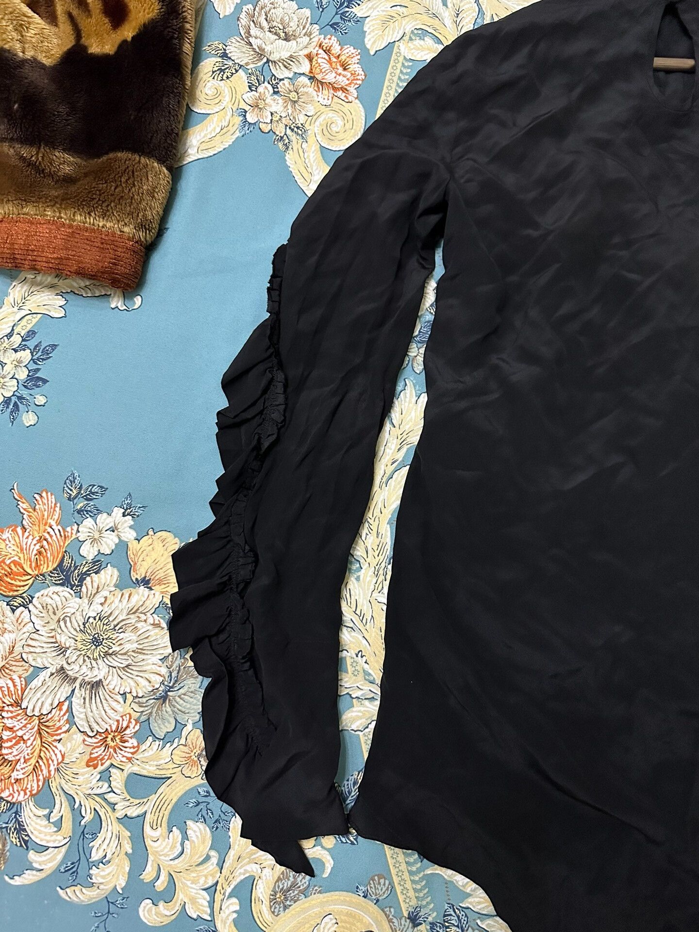 Petar Petrov Black Silk Ruffle Sleeve Top Size M / US 6-8 / IT 42-44 - 5 Thumbnail