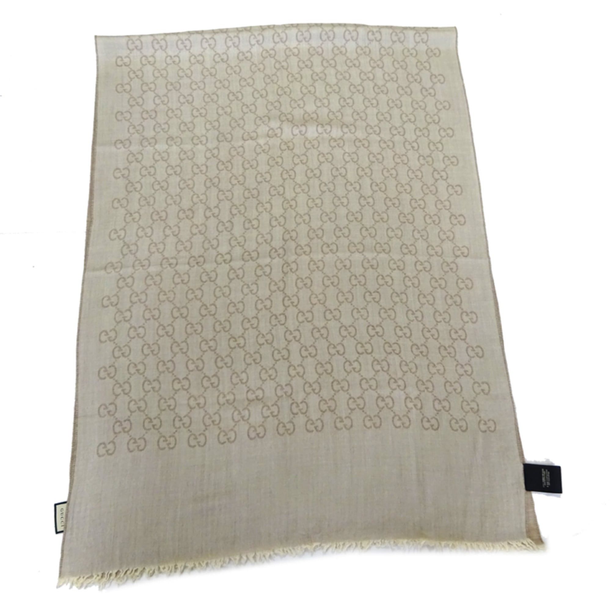 Gucci Gucci GG print large women's silk scarf/muffler in beige Size ONE SIZE - 4 Thumbnail