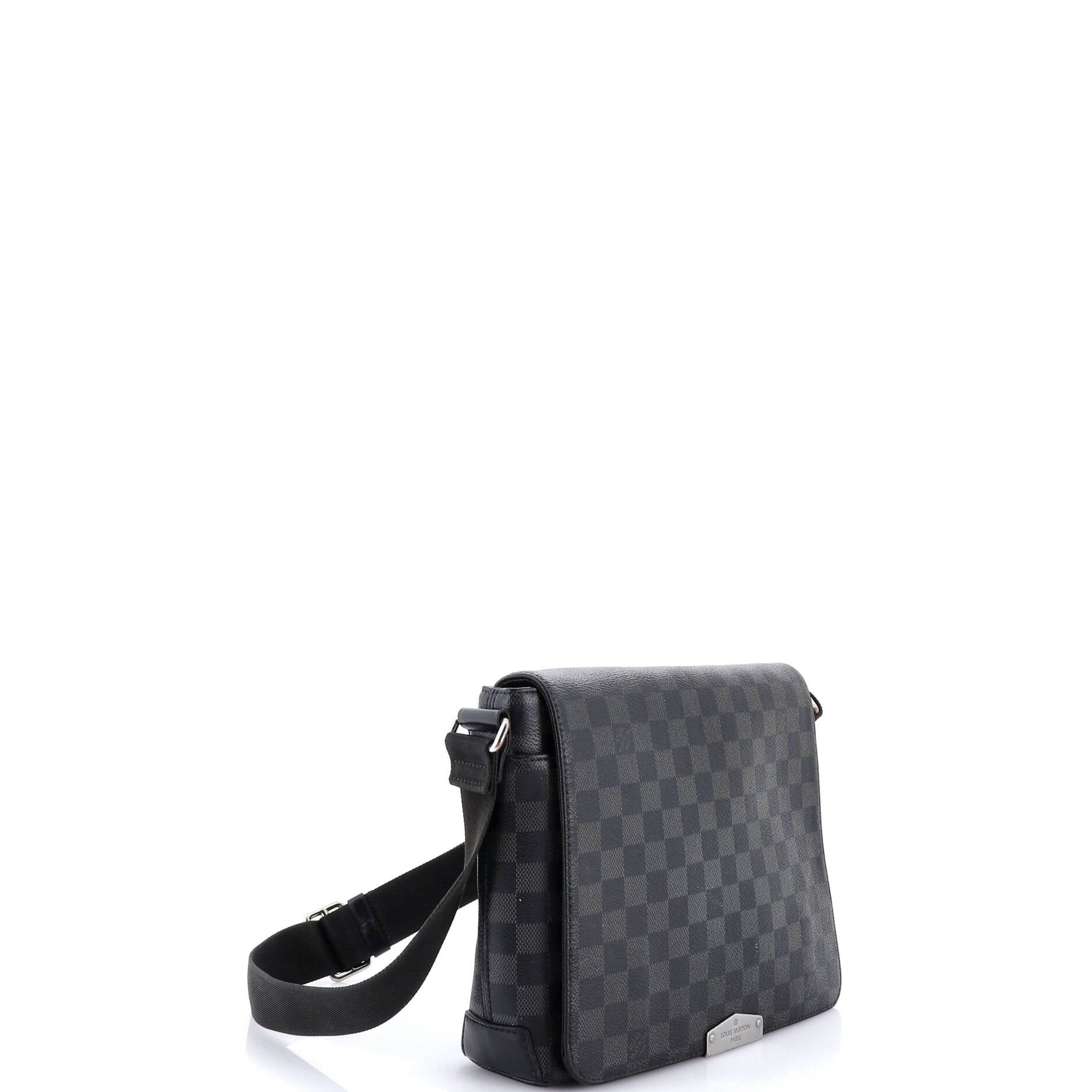 Louis Vuitton District Messenger Bag Size ONE SIZE - 2 Thumbnail