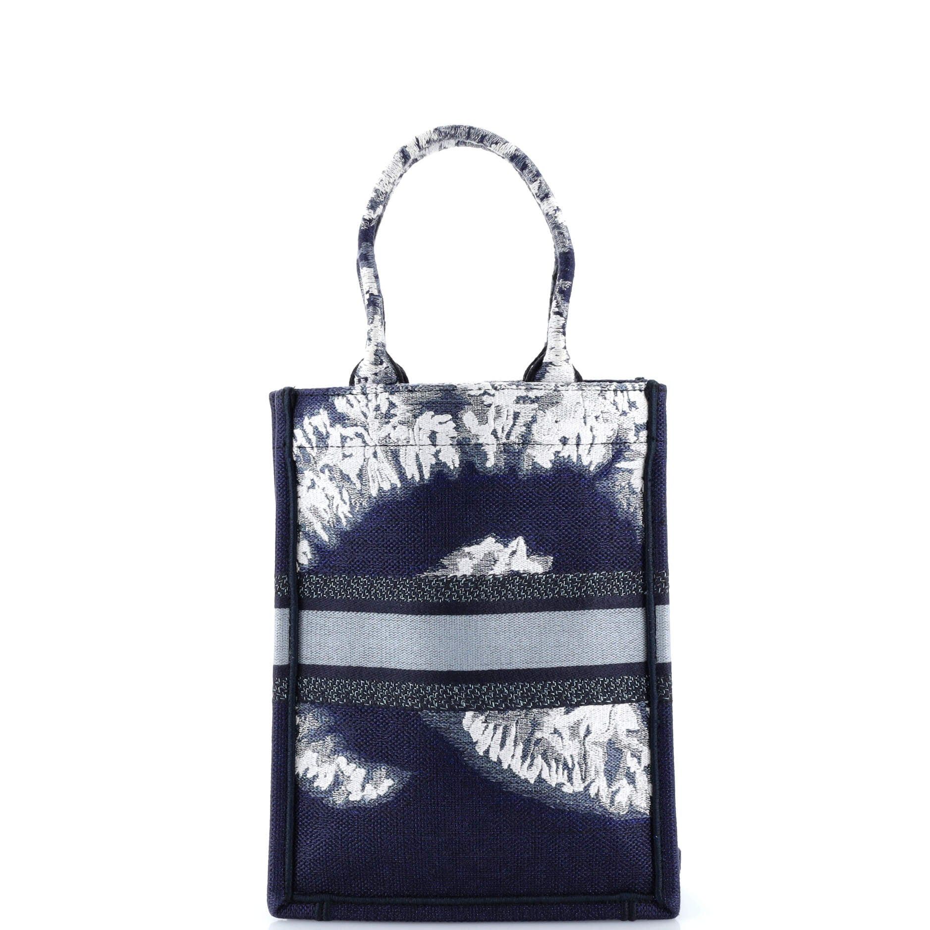 Dior Book Tote Size ONE SIZE - 3 Thumbnail