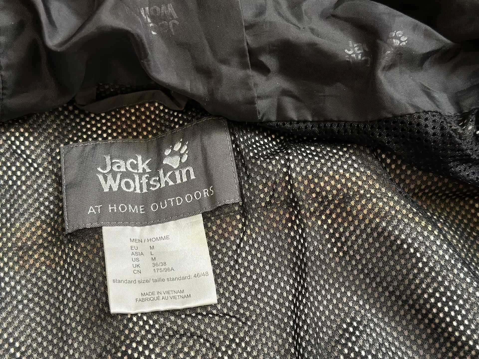 Jack Wolfskin JACKWOLFSKIN Lightweight Waterproof Jacket Size US M / EU 48-50 / 2 - 6 Thumbnail