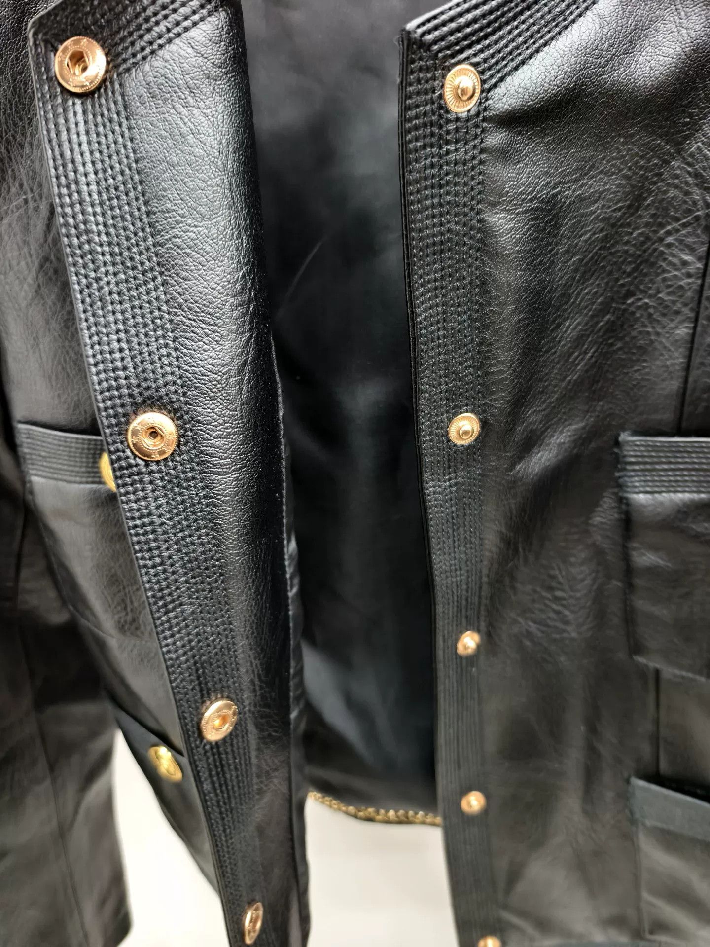 Japanese Brand Black Leather Jacket with Gold Accents Size M / US 6-8 / IT 42-44 - 6 Thumbnail