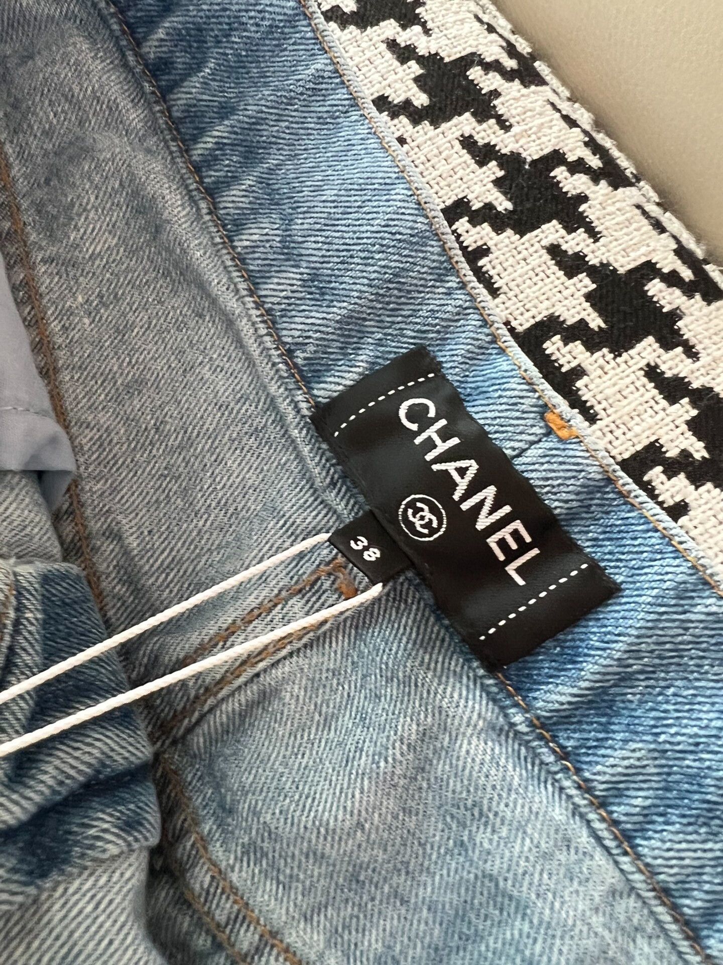 Chanel CHANEL Wide-Leg Light Blue Jeans Size 28" / US 6 / IT 42 - 4 Thumbnail