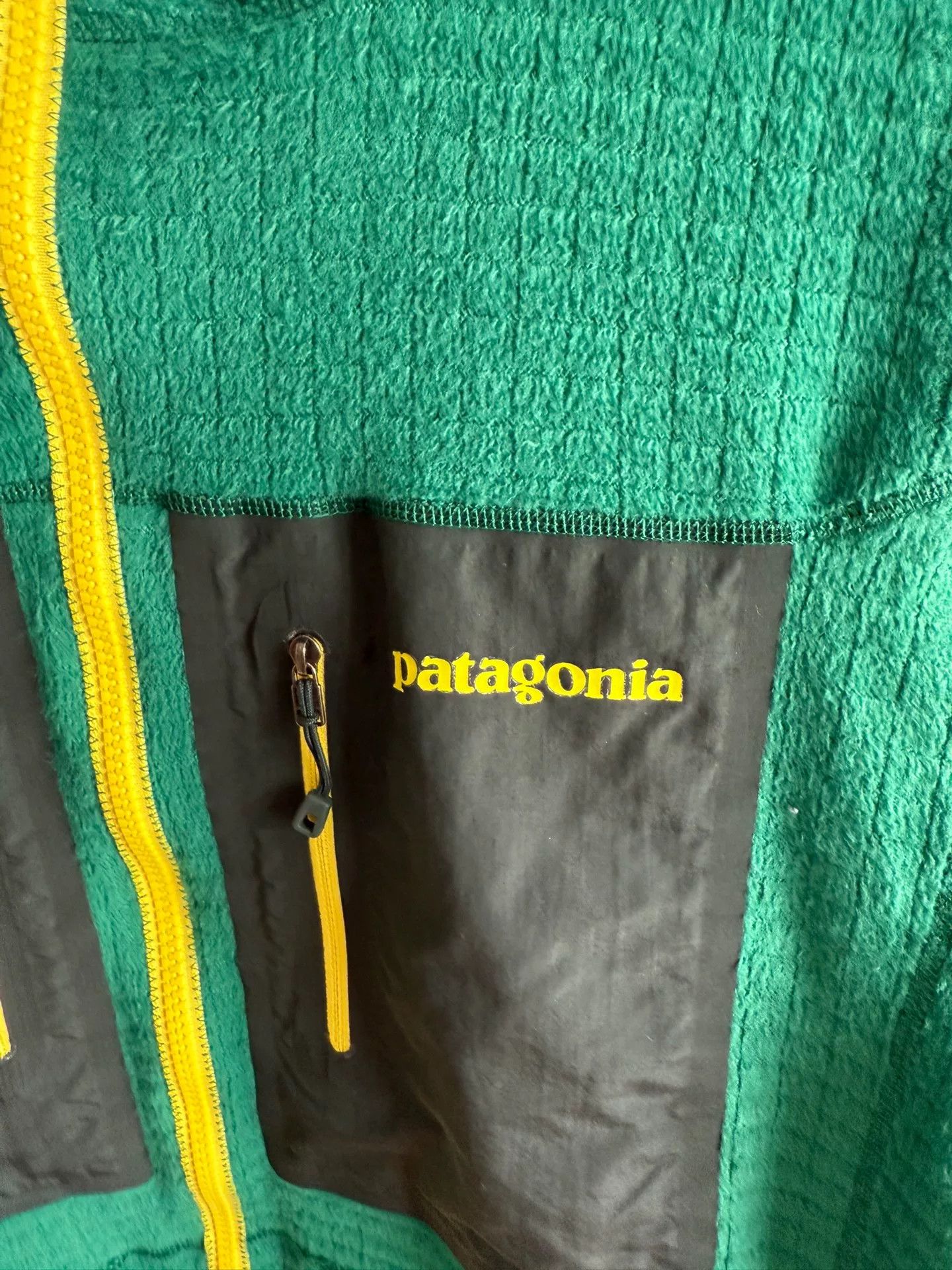 Patagonia Patagonia R3 Reversible Fleece Jacket Size US M / EU 48-50 / 2 - 5 Thumbnail