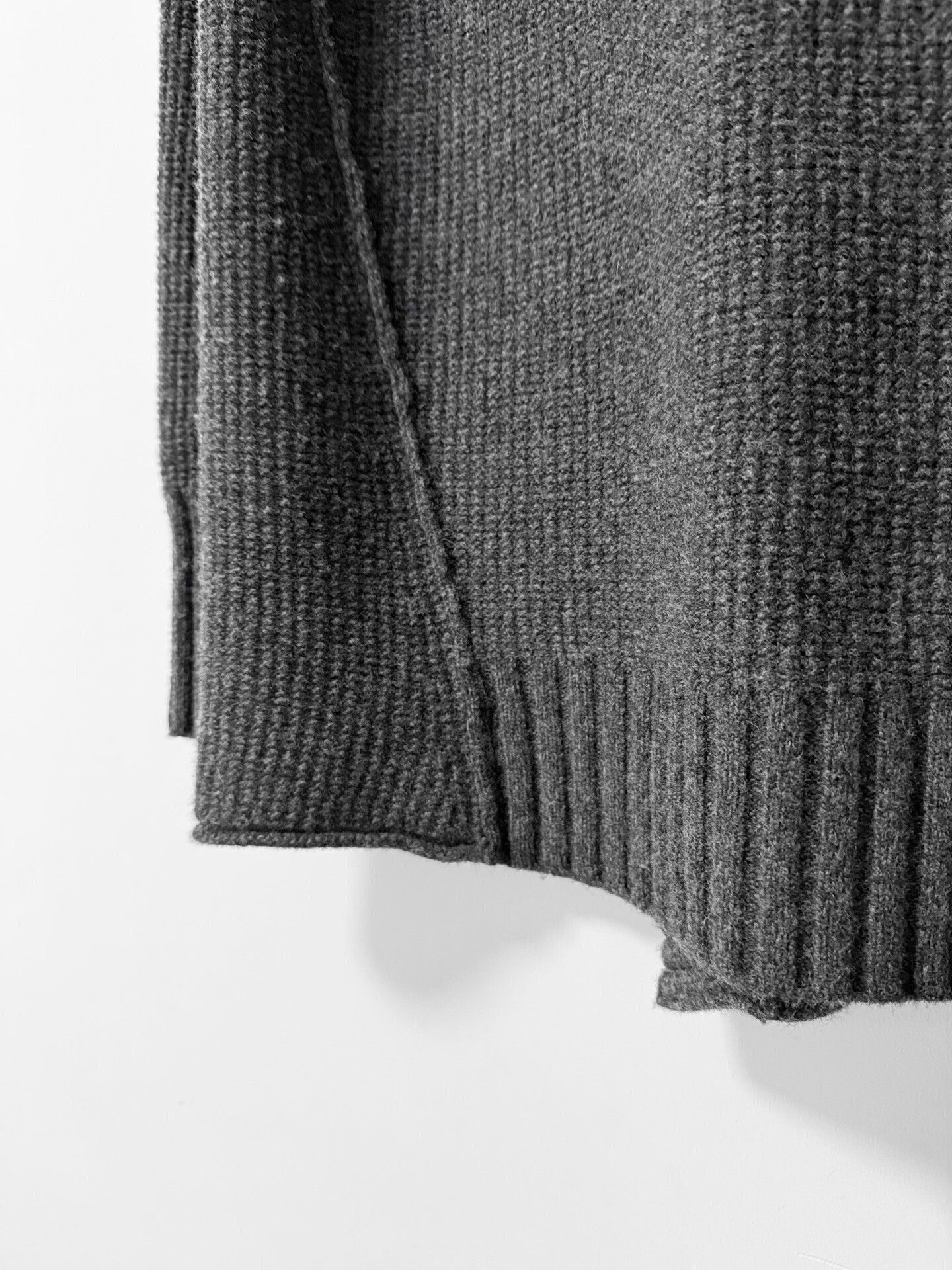 Japanese Brand Dark Deconstructed High Neck Sweater Size US L / EU 52-54 / 3 - 7 Thumbnail