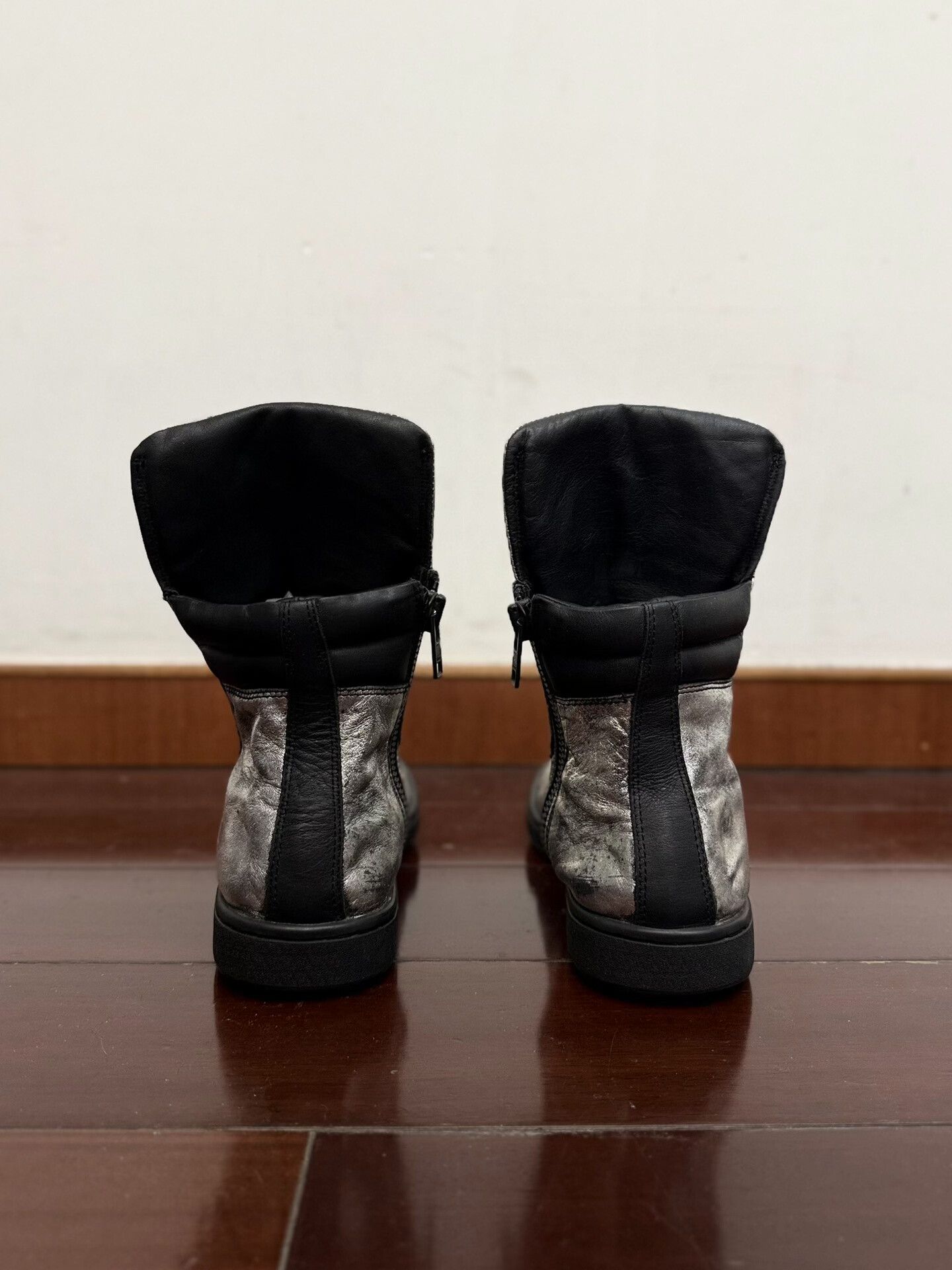 Japanese Brand Metallic Dark Vintage Ankle Boots Size US 9 / EU 42 - 3 Thumbnail