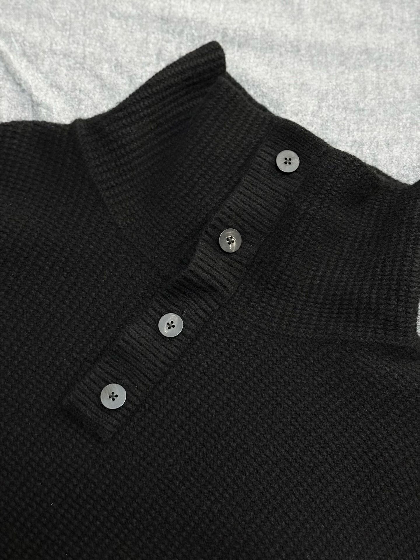 Japanese Brand Black High Neck Wool Sweater Size US L / EU 52-54 / 3 - 3 Thumbnail