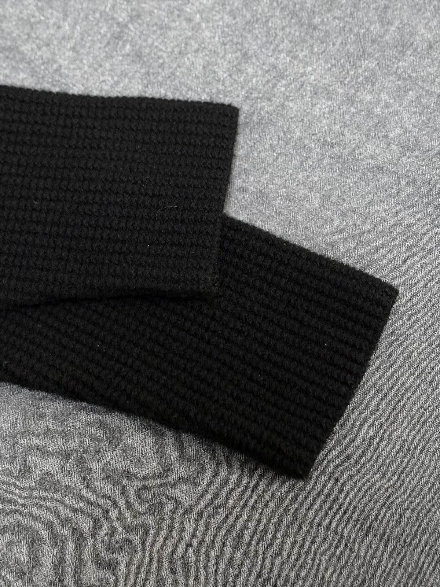 Japanese Brand Black High Neck Wool Sweater Size US L / EU 52-54 / 3 - 5 Thumbnail