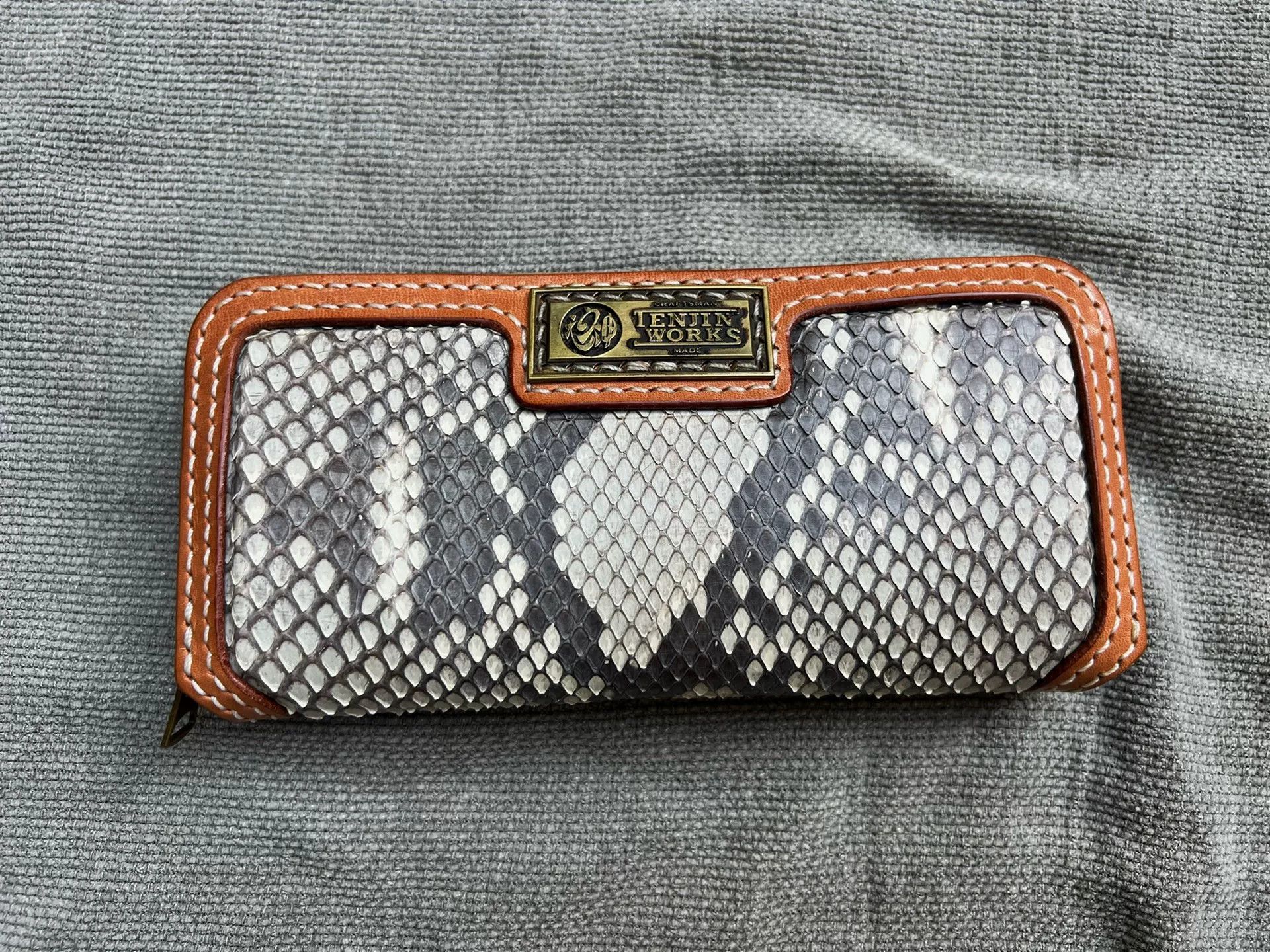 Japanese Brand Tenjinworks Python Zip Wallet Clutch Size ONE SIZE - 3 Thumbnail