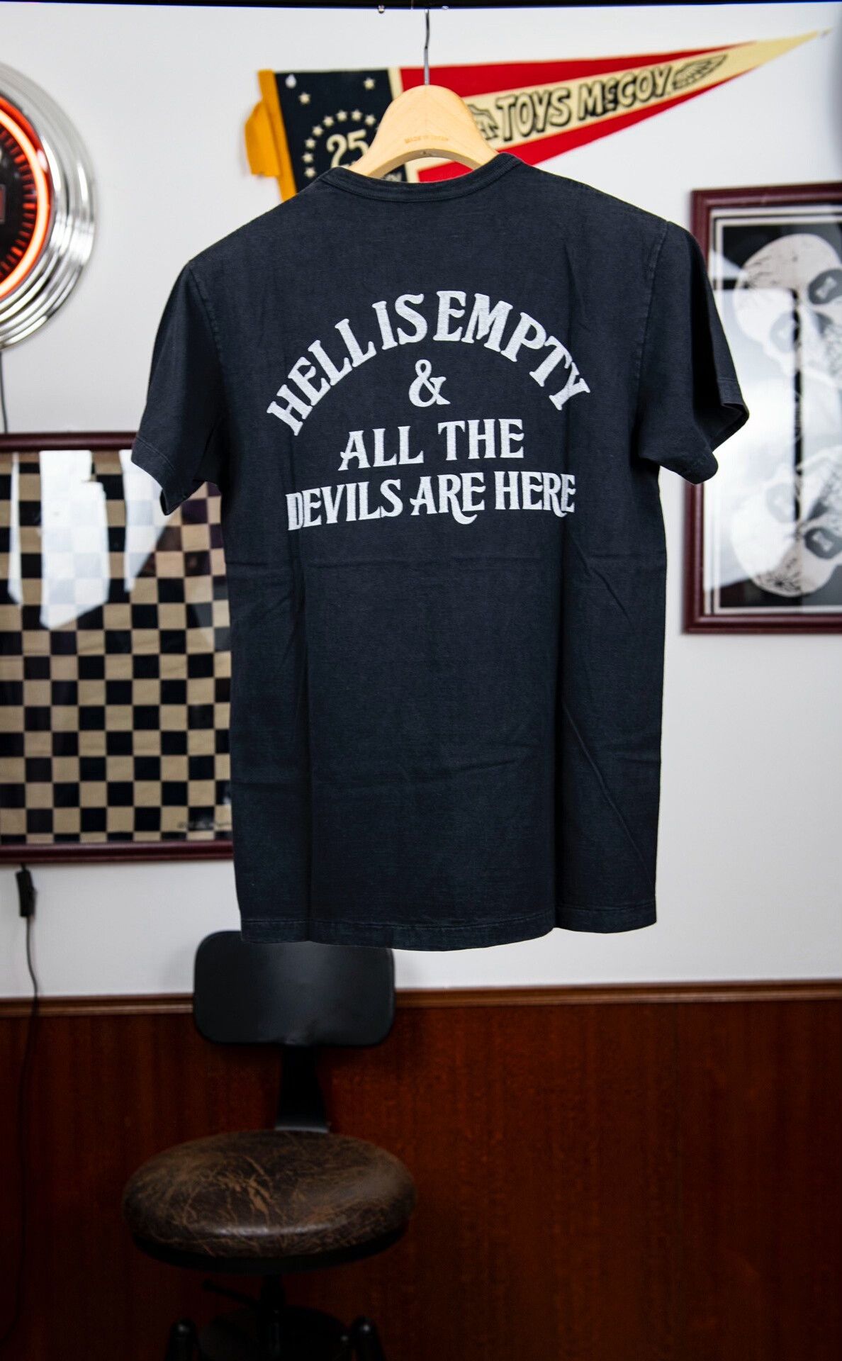 Japanese Brand Black Graphic T-Shirt with Quote Size US S / EU 44-46 / 1 - 2 Thumbnail