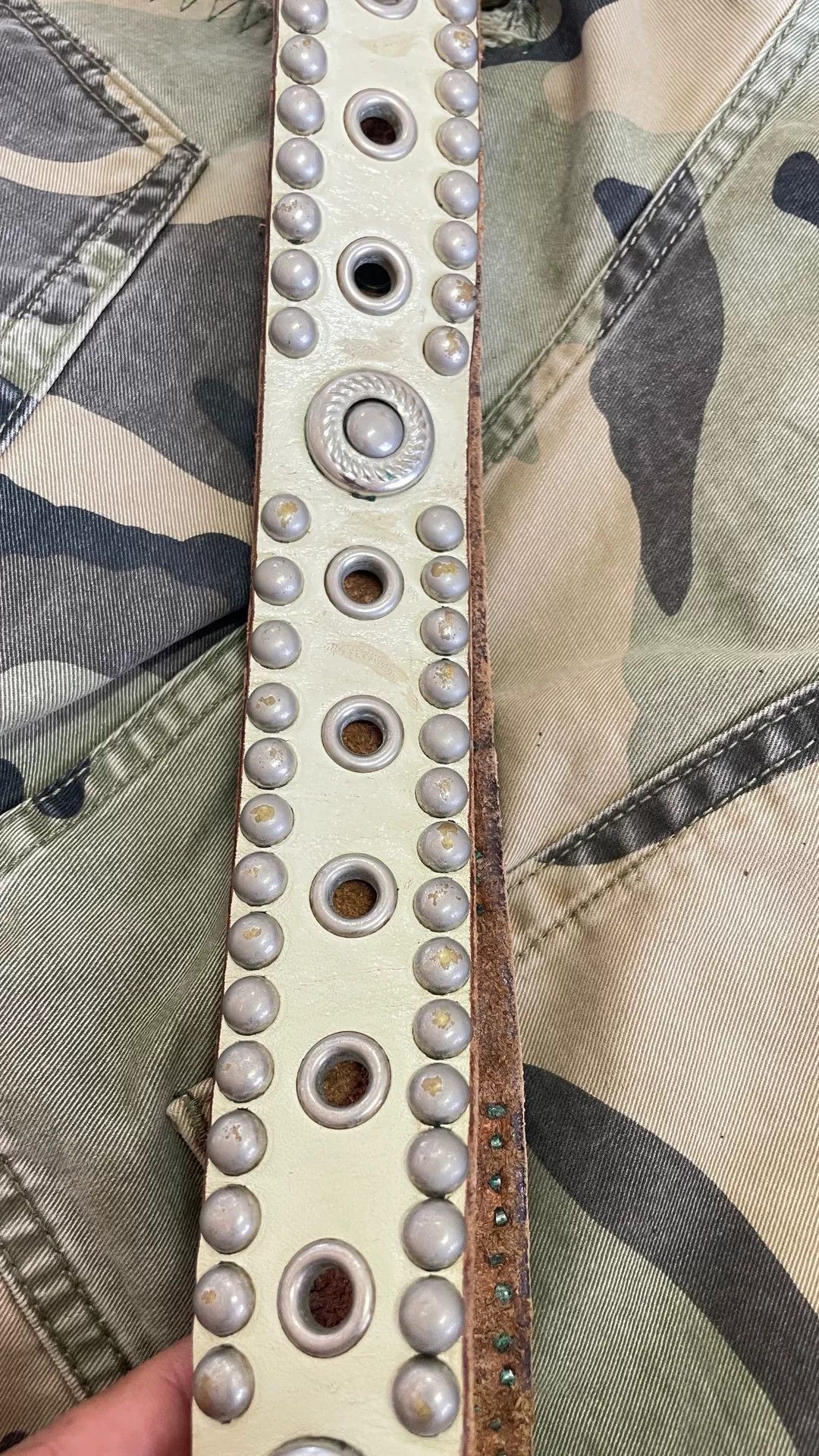 Japanese Brand HTC Distressed White Rivet Belt Size 34 Size ONE SIZE - 5 Thumbnail