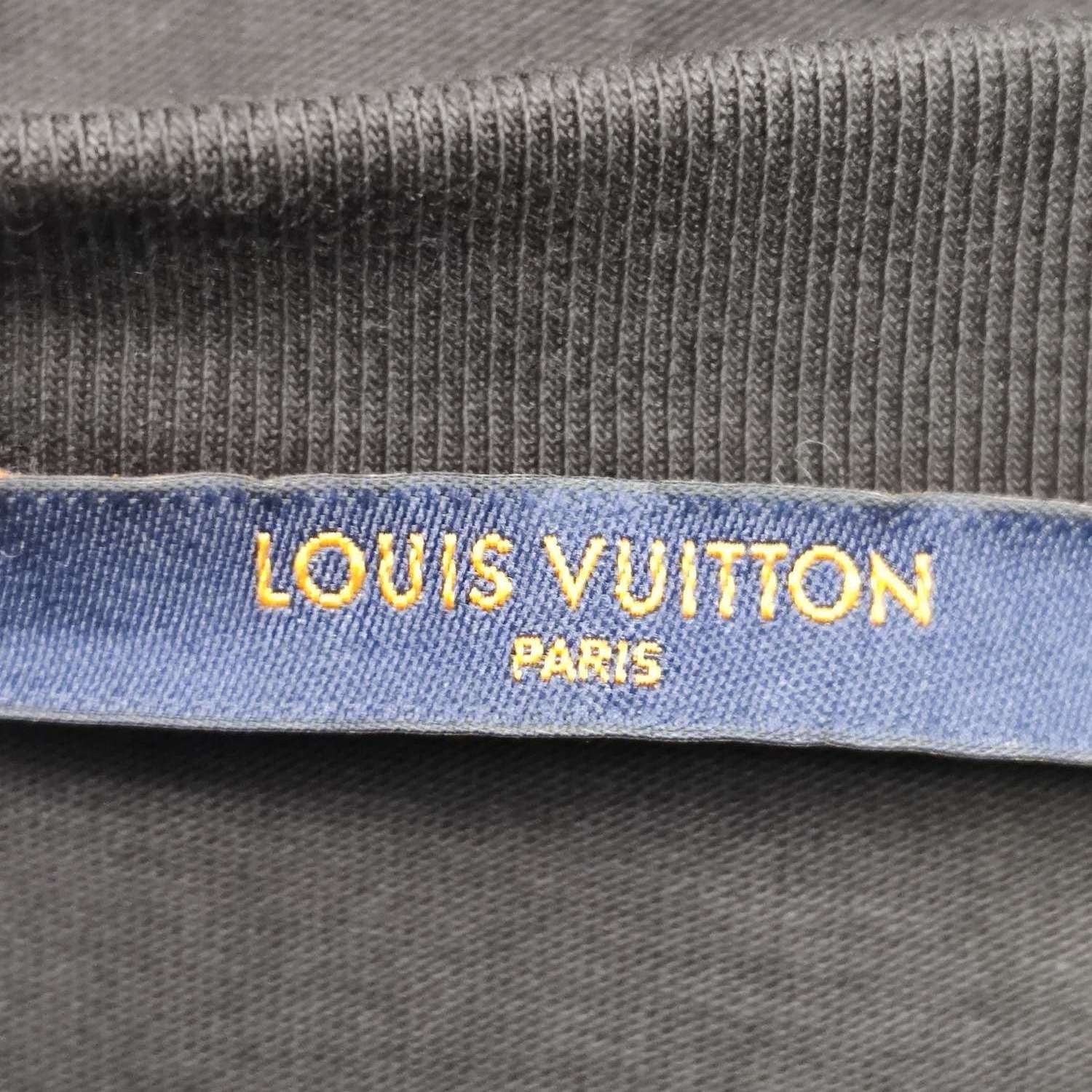 Louis Vuitton Louis Vuitton LV Logo Black T-Shirt S Size US M / EU 48-50 / 2 - 9 Thumbnail