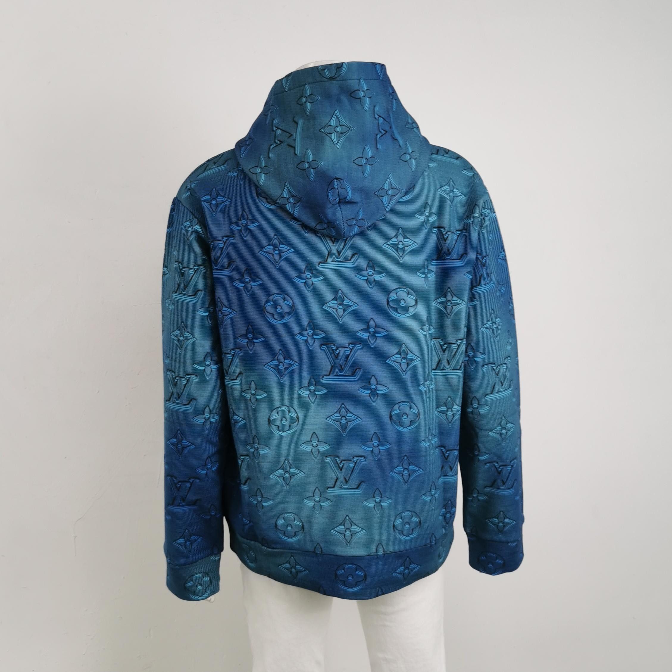 Louis Vuitton Louis Vuitton Blue Monogram Gradient Hoodie M Size US XXL / EU 58 / 5 - 3 Thumbnail
