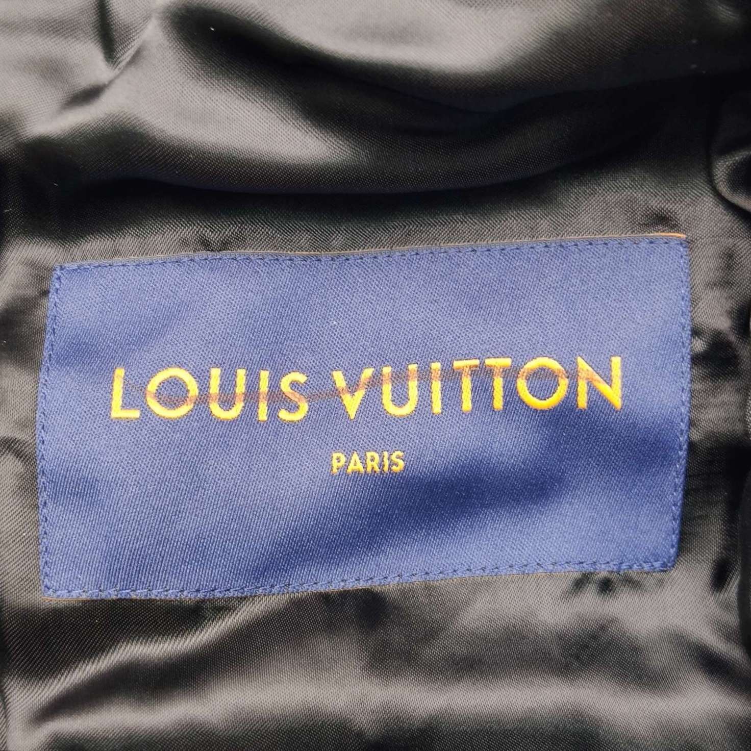 Louis Vuitton Louis Vuitton Graphic Print Shorts Size 44 Size US 34 / EU 50 - 11 Thumbnail