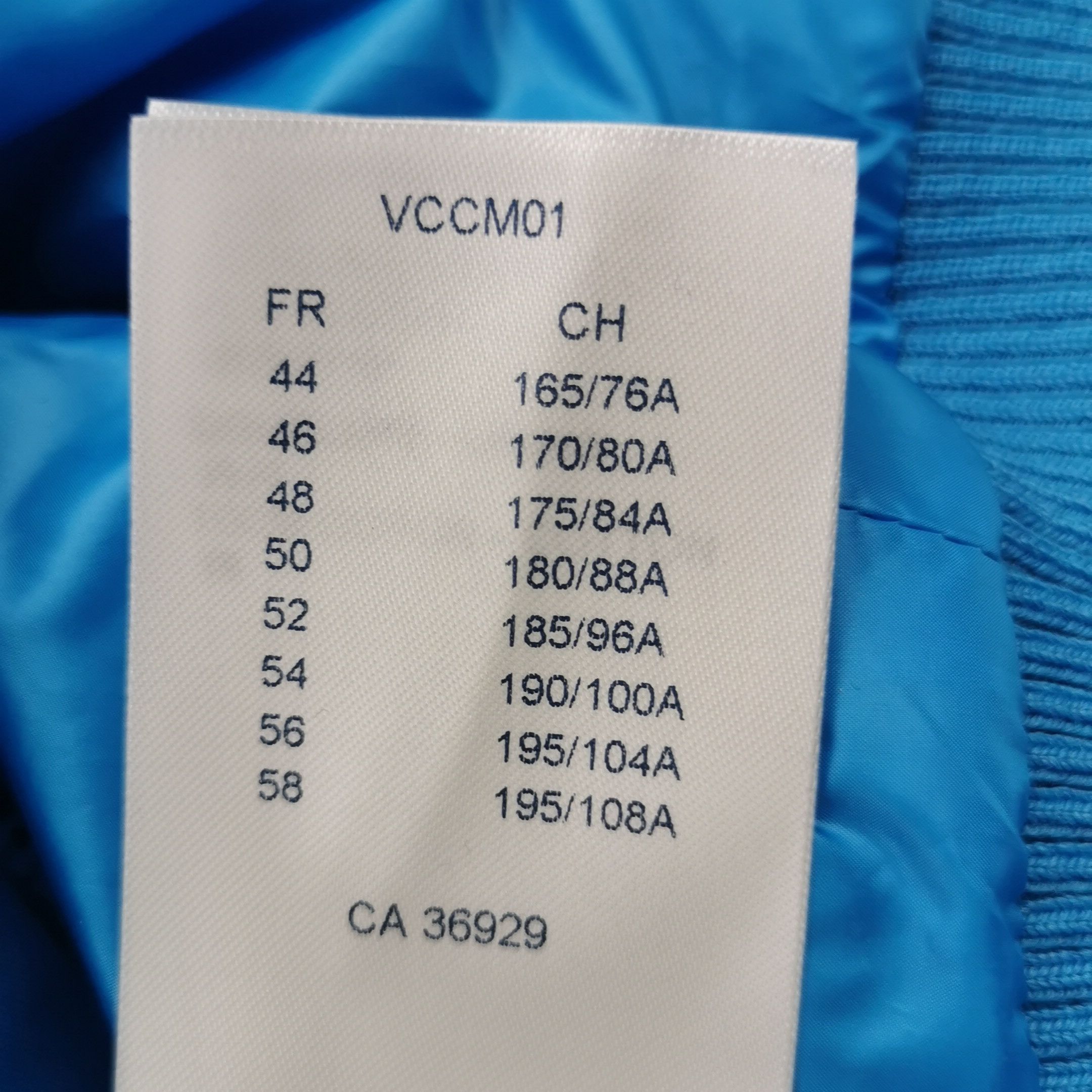 Louis Vuitton Louis Vuitton Blue Quilted Zip Jacket L Size US L / EU 52-54 / 3 - 15 Thumbnail