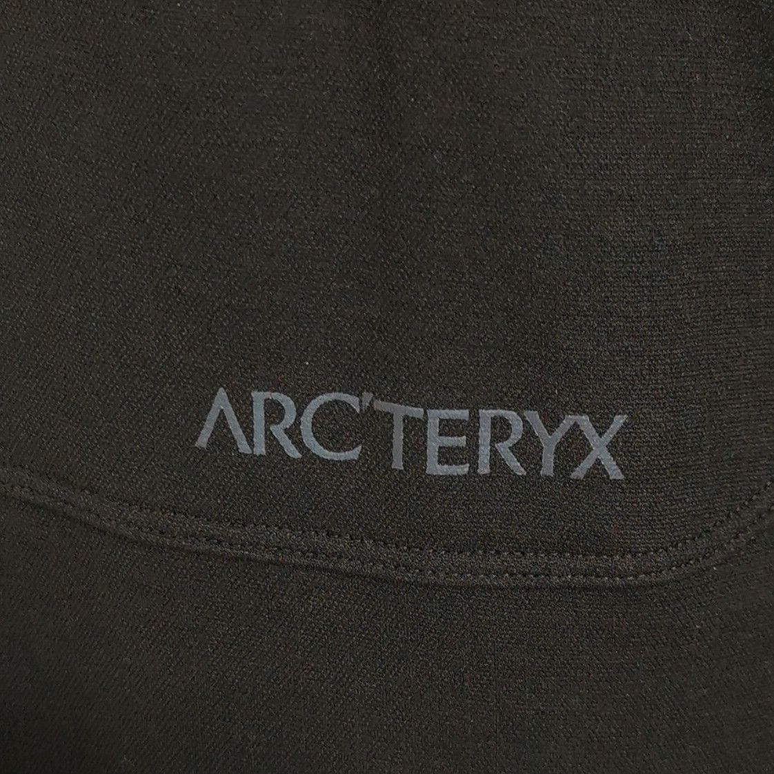 Louis Vuitton Arc'teryx Leston M Black Long Sleeve Hoody Size US M / EU 48-50 / 2 - 6 Thumbnail