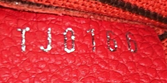 Louis Vuitton Montaigne Handbag Size ONE SIZE - 8 Thumbnail