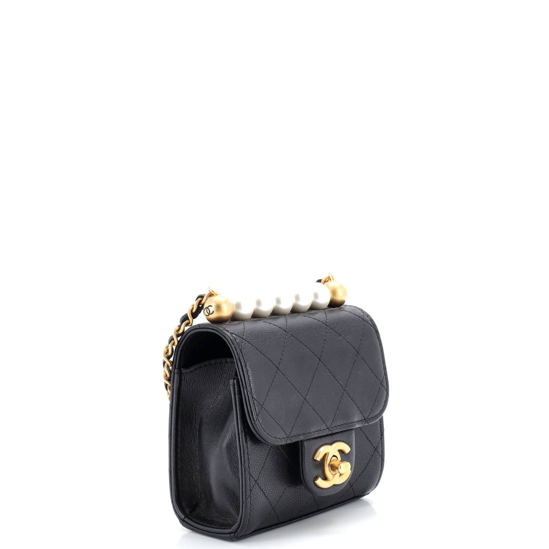 Chanel Chic Pearls Flap Clutch with Chain Size ONE SIZE - 3 Thumbnail