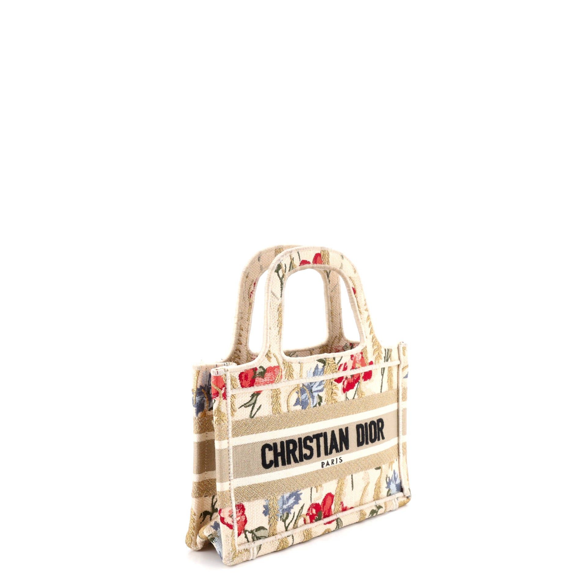 Dior Book Tote Size ONE SIZE - 2 Thumbnail
