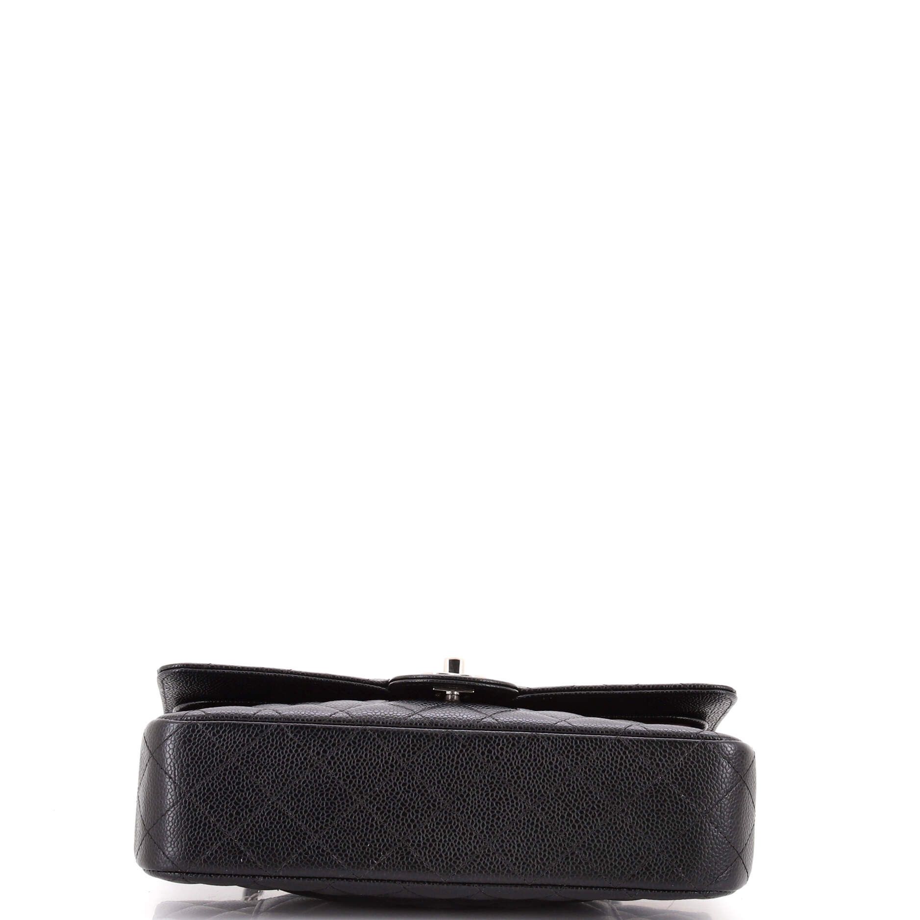 Chanel Classic Double Flap Bag Size ONE SIZE - 4 Thumbnail