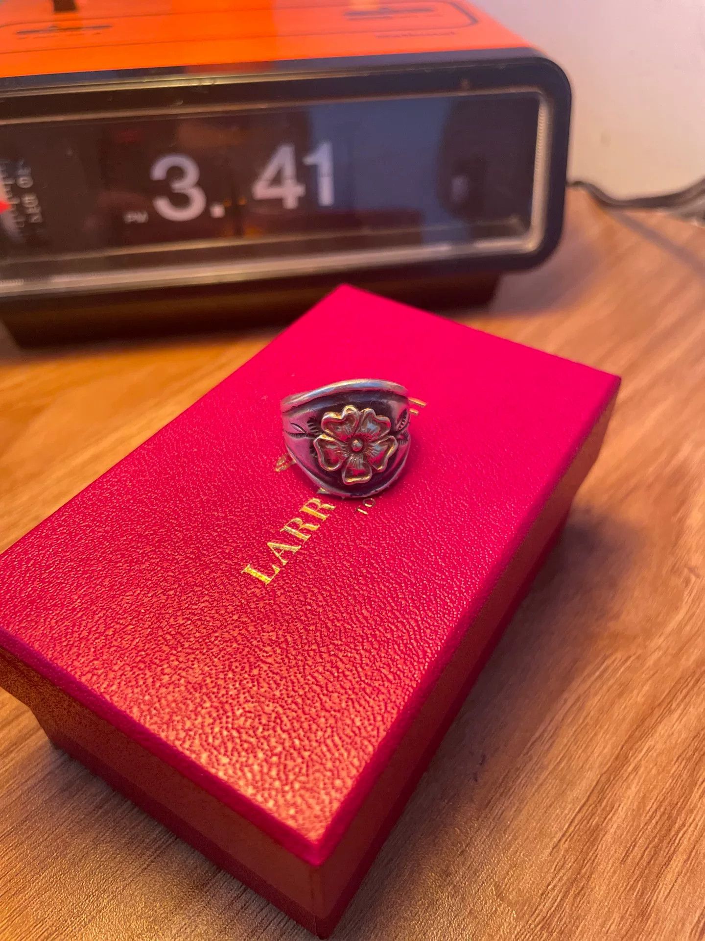 Larry Smith Larry Smith Leaf Stamped Rose Ring Size ONE SIZE - 8 Thumbnail