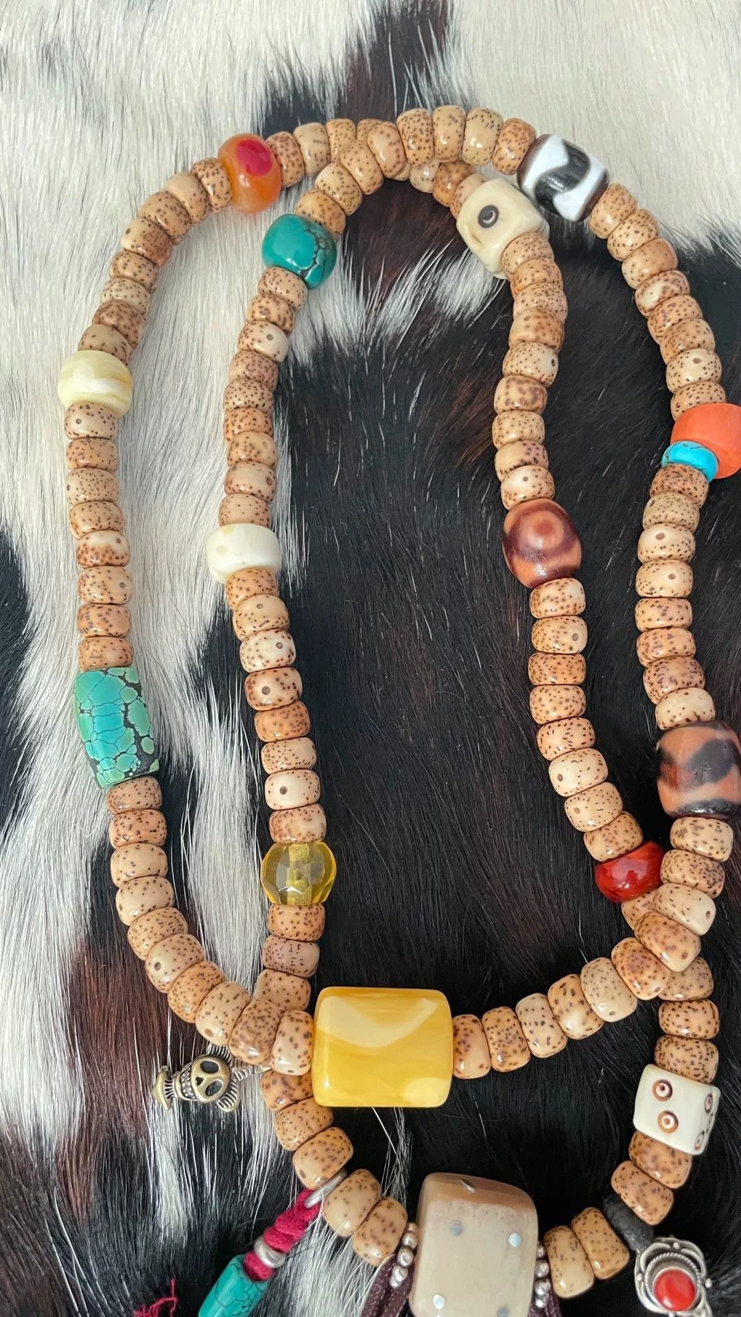 Japanese Brand Tibetan Cow Bone 108 Bead Bracelet Size ONE SIZE - 2 Thumbnail