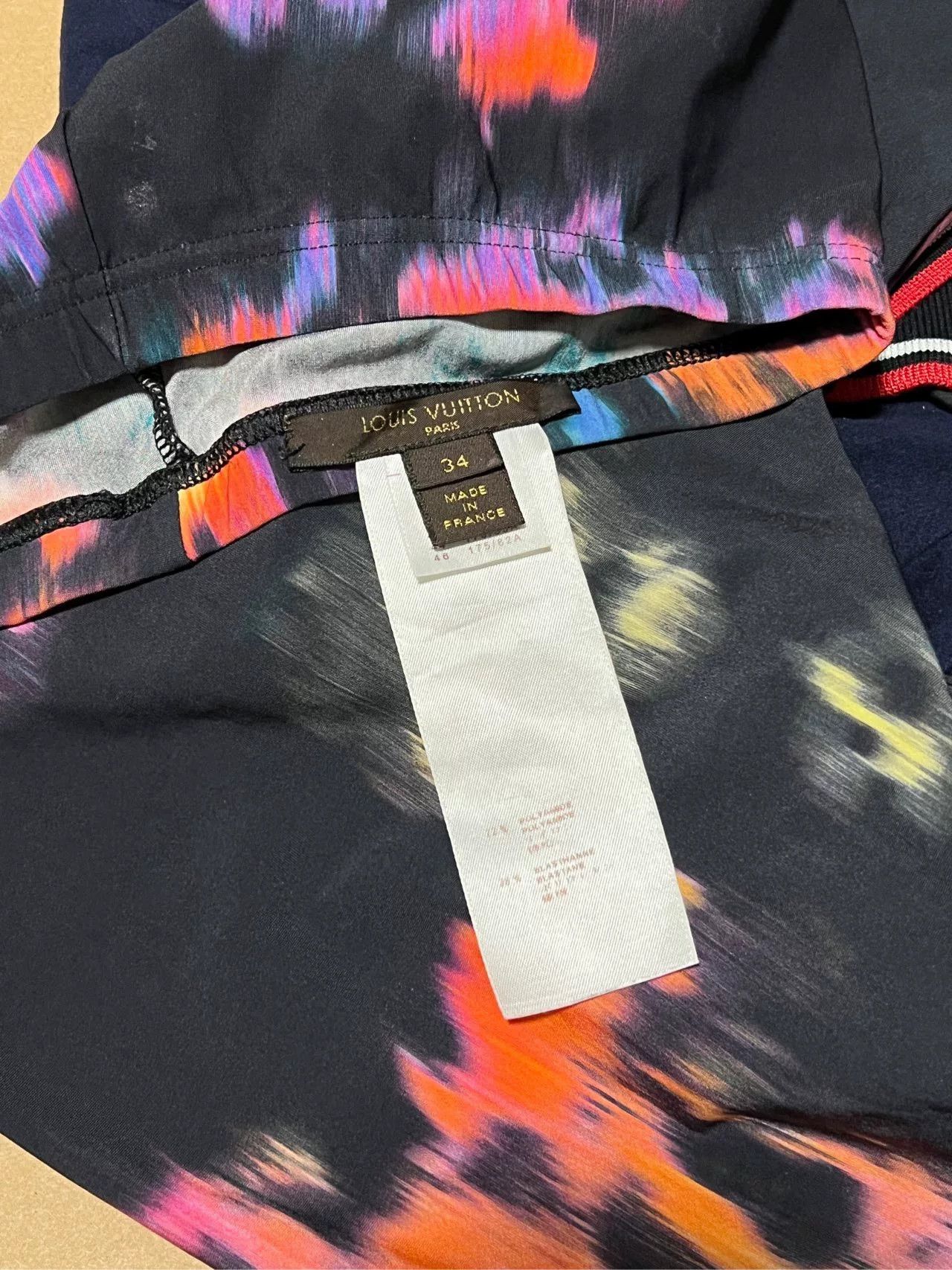 Japanese Brand Louis Vuitton Athletic Pants in Colorful Design Size 34" / US 12 / IT 48 - 2 Thumbnail